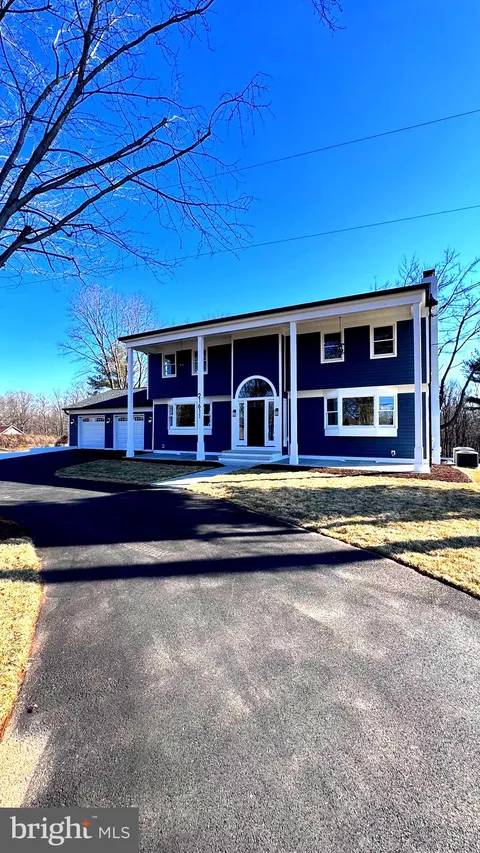 21611 Slidell Road, Boyds, MD MLS: MDMC2178070