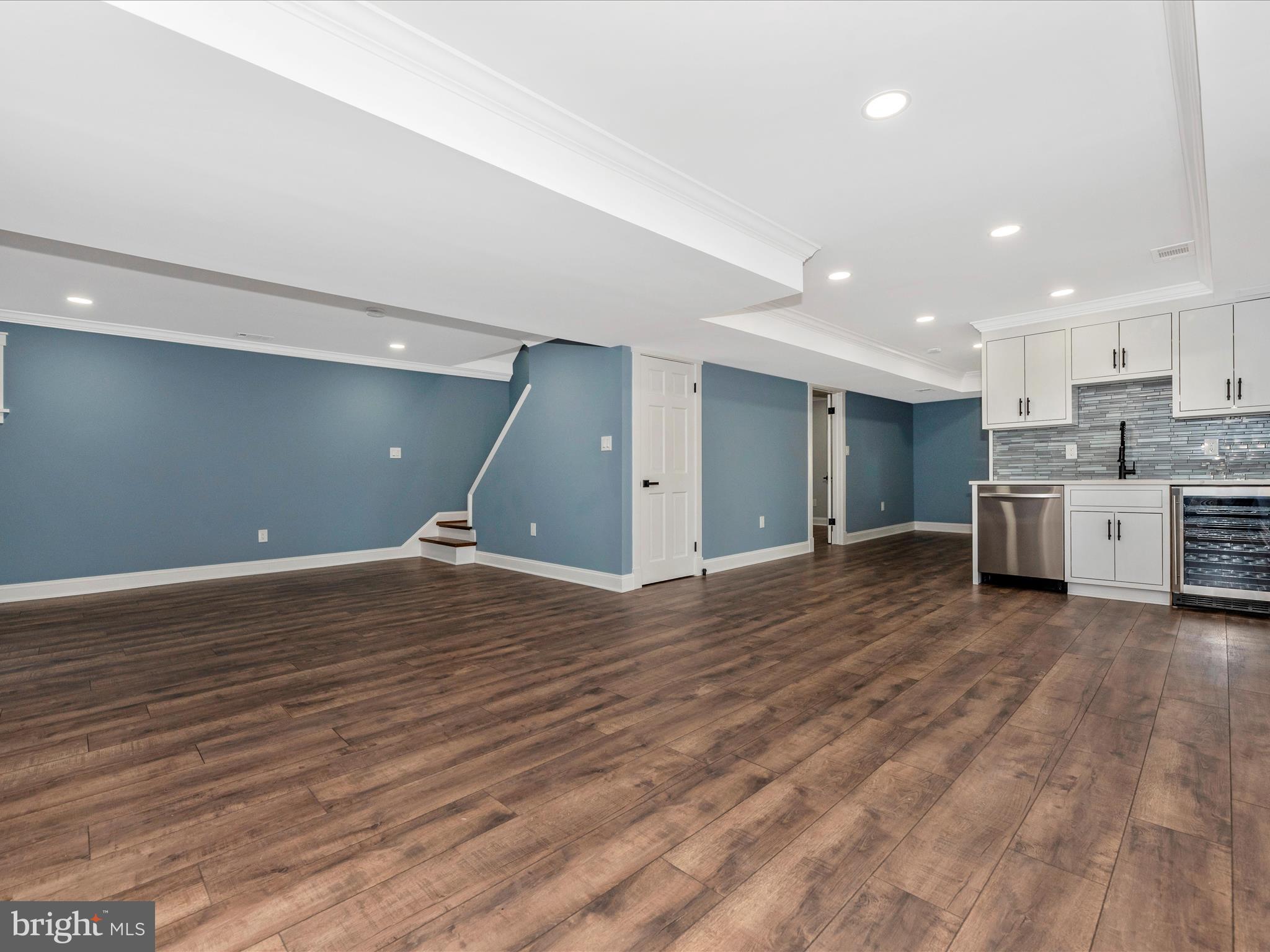 CLARKSBURG OUTSIDE - Residential