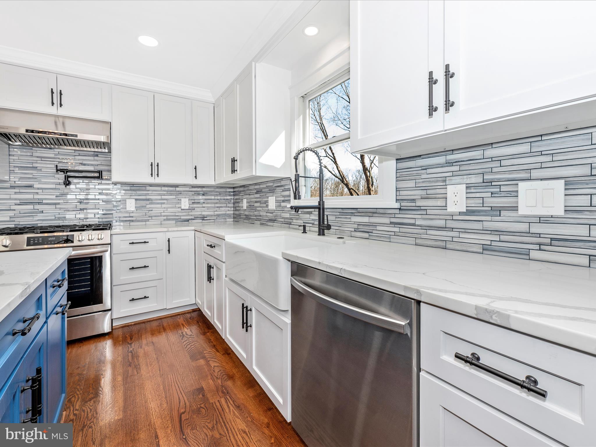 CLARKSBURG OUTSIDE - Residential