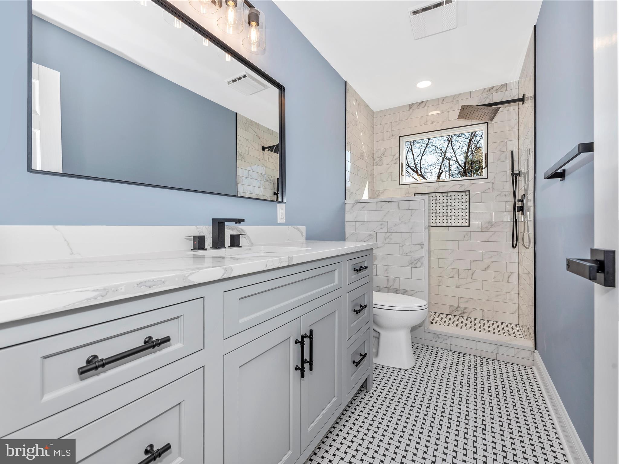 CLARKSBURG OUTSIDE - Residential