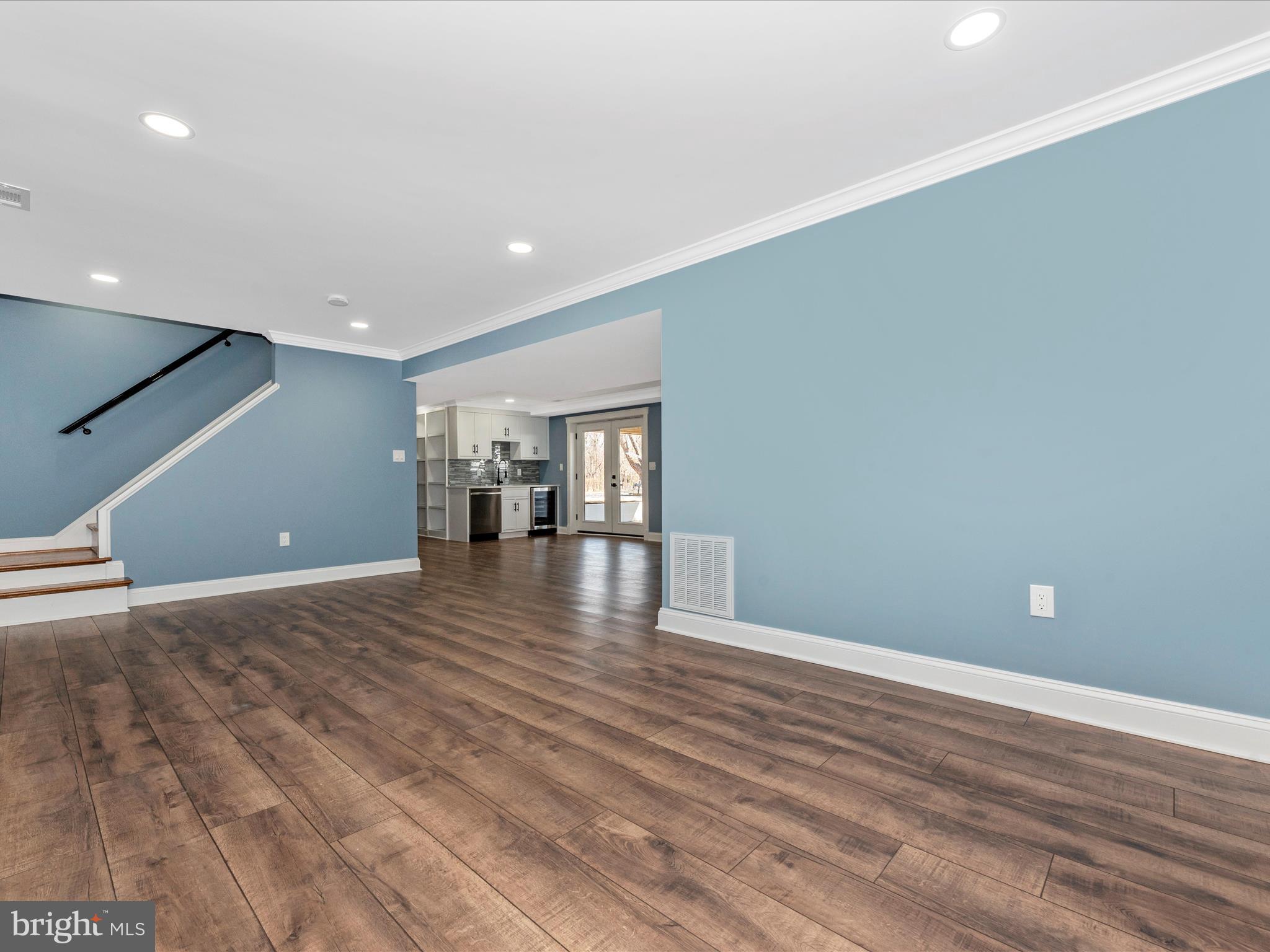 CLARKSBURG OUTSIDE - Residential