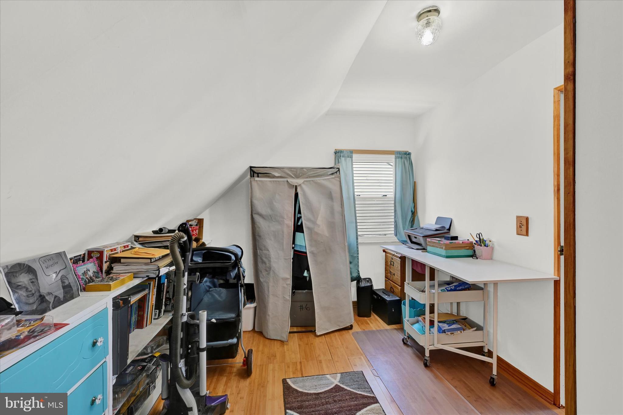 LOGAN VILLAGE - Residential