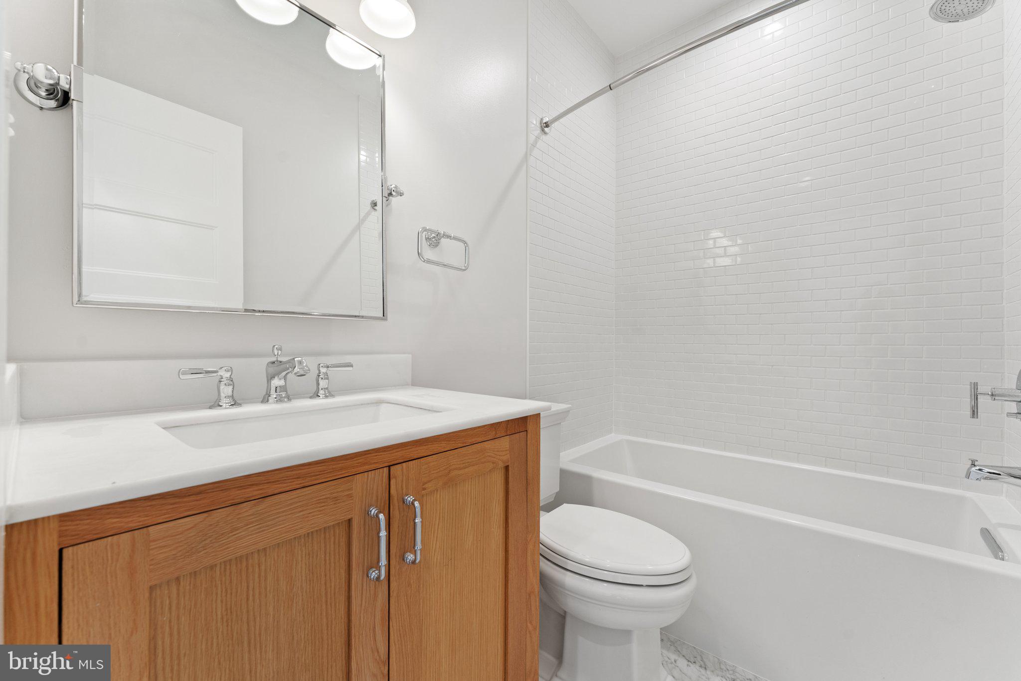 CAPITOL HILL - Residential