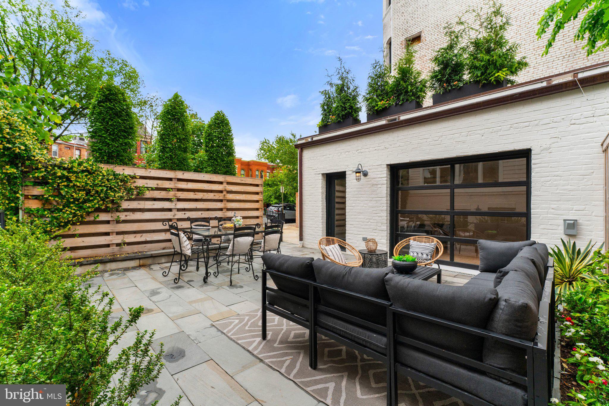 CAPITOL HILL - Residential