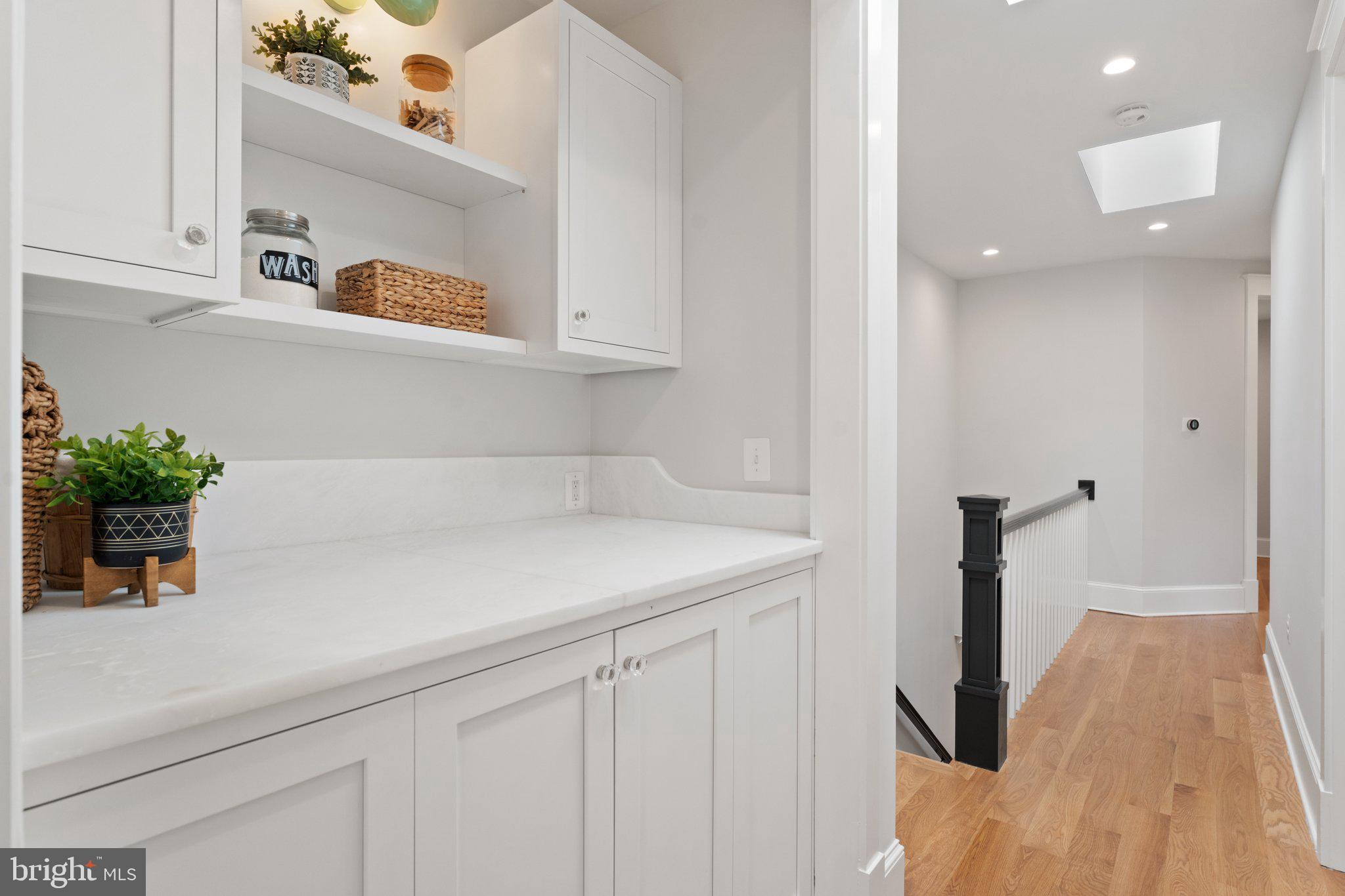 CAPITOL HILL - Residential