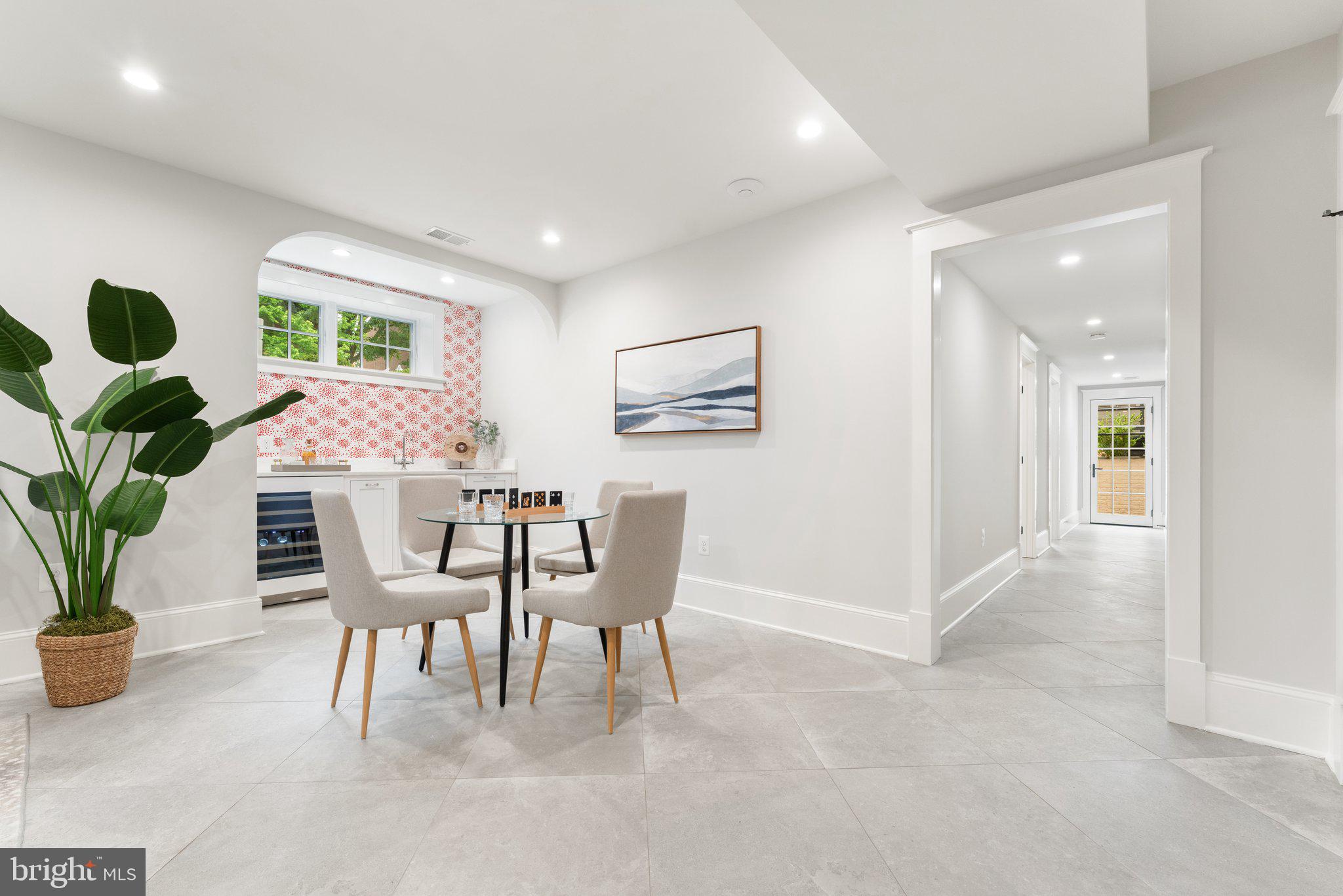 CAPITOL HILL - Residential