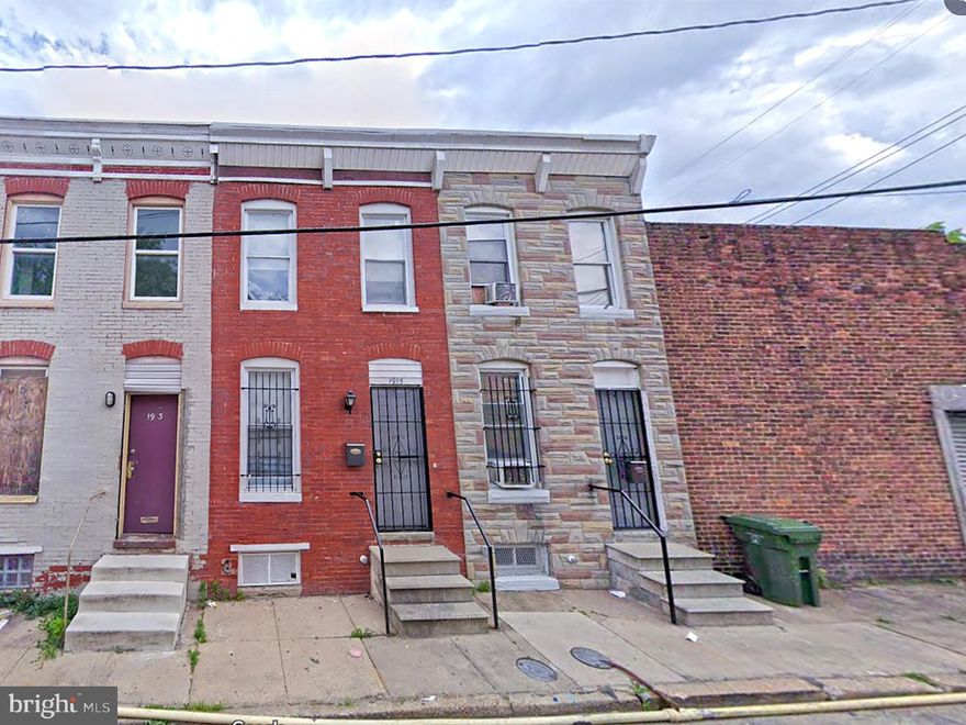ONLINE AUCTION: Bidding begins 06/18/2025 @ 10:00 AM. Bidding ends 06/20/2025 @ 12:20 PM. List Price is Suggested Opening Bid. 2 Story Townhouse located in the Carrollton Ridge area of Baltimore City. Residents can enjoy the nearby attractions such as Westside Shopping Center, Carroll Park, Carroll Park Golf Course, Grace Medical Center, & Mount Clare Junction Shopping Center. Property is Vacant. Easy Access to Major Traffic Arteries Pratt St & Wilkens Ave. Deposit: $5,000.