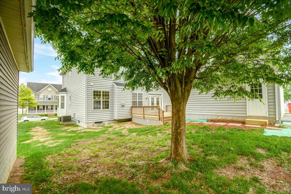 HUNTFIELD - Residential Lease