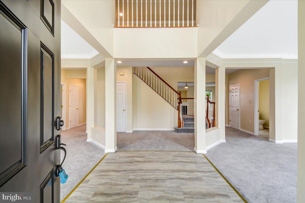 HUNTFIELD - Residential Lease