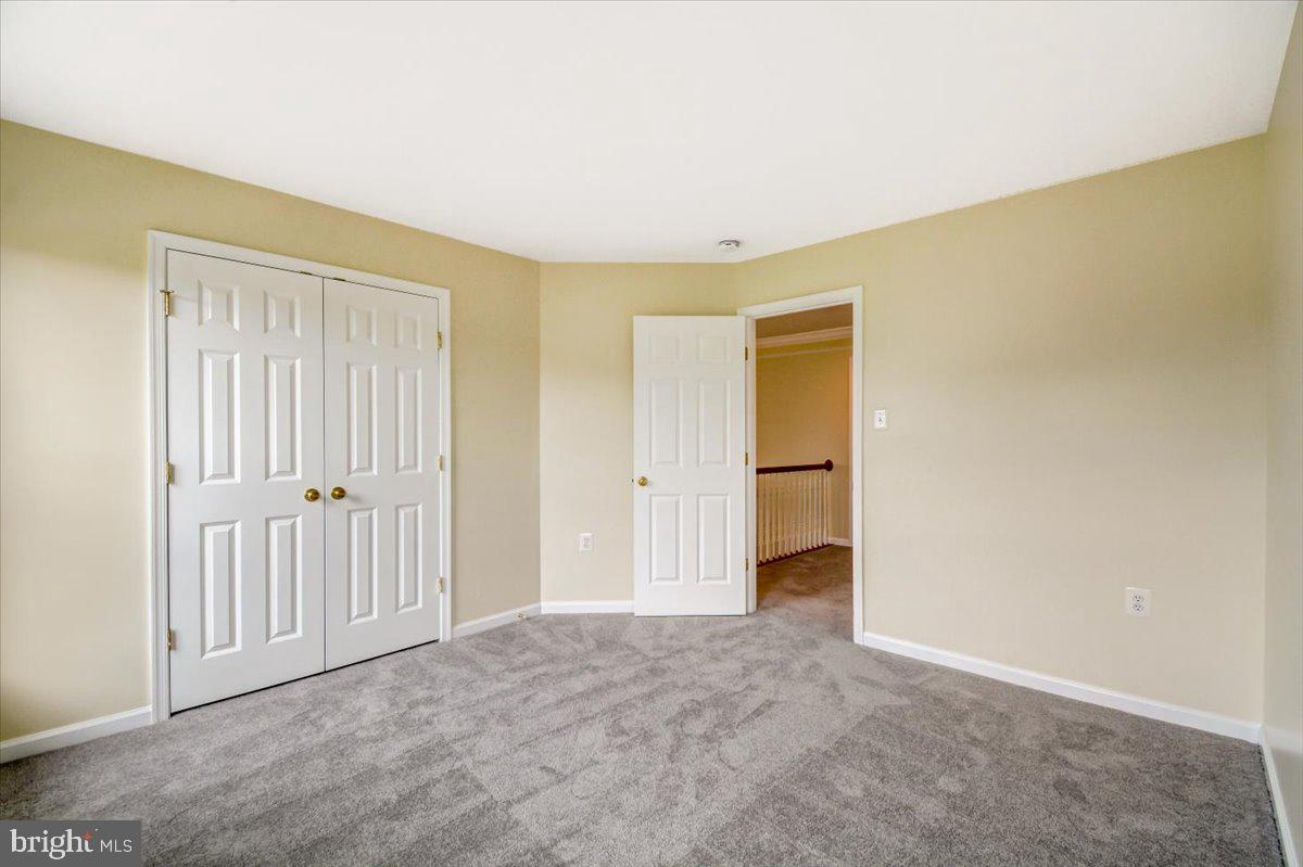 HUNTFIELD - Residential Lease