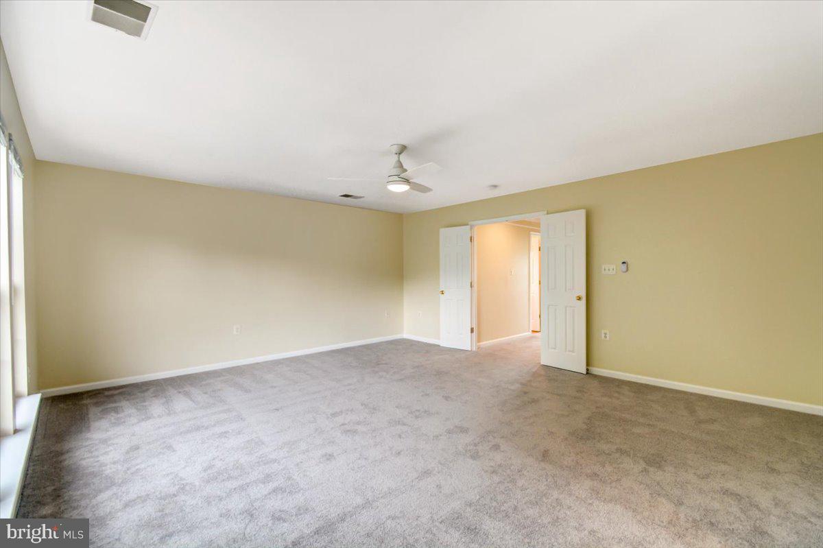 HUNTFIELD - Residential Lease