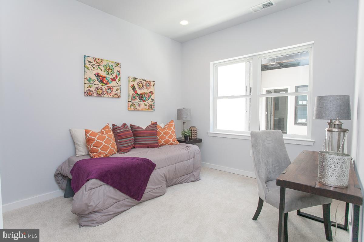 MANAYUNK - Residential Lease