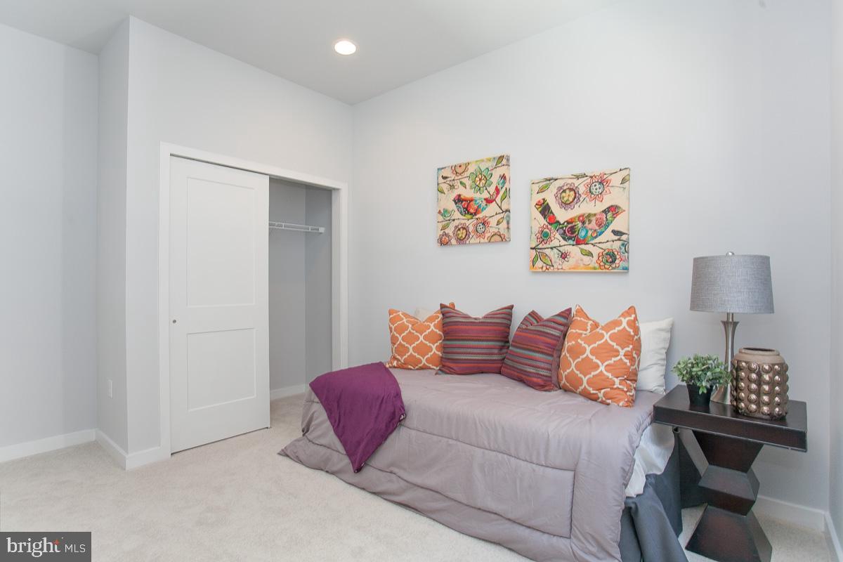 MANAYUNK - Residential Lease