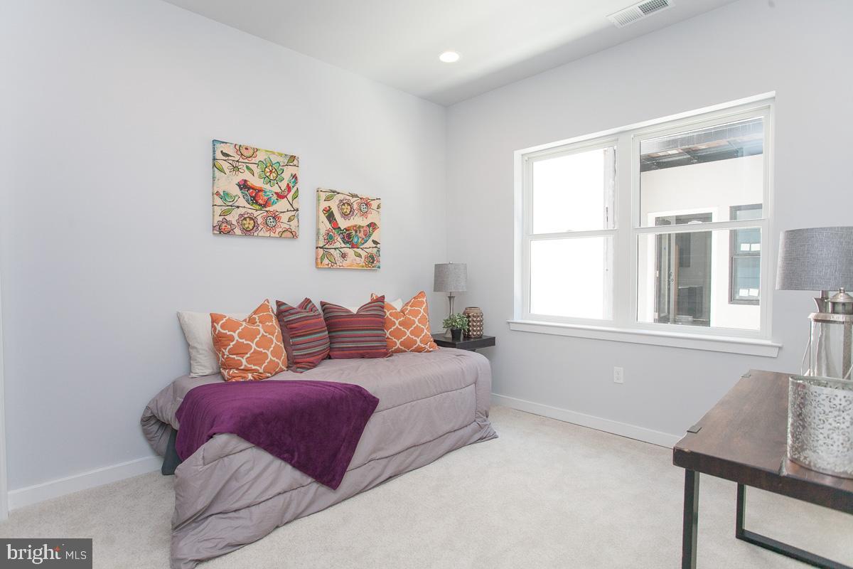 MANAYUNK - Residential Lease