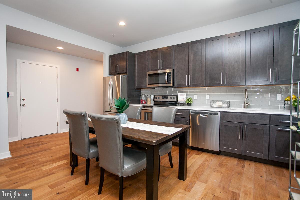 MANAYUNK - Residential Lease