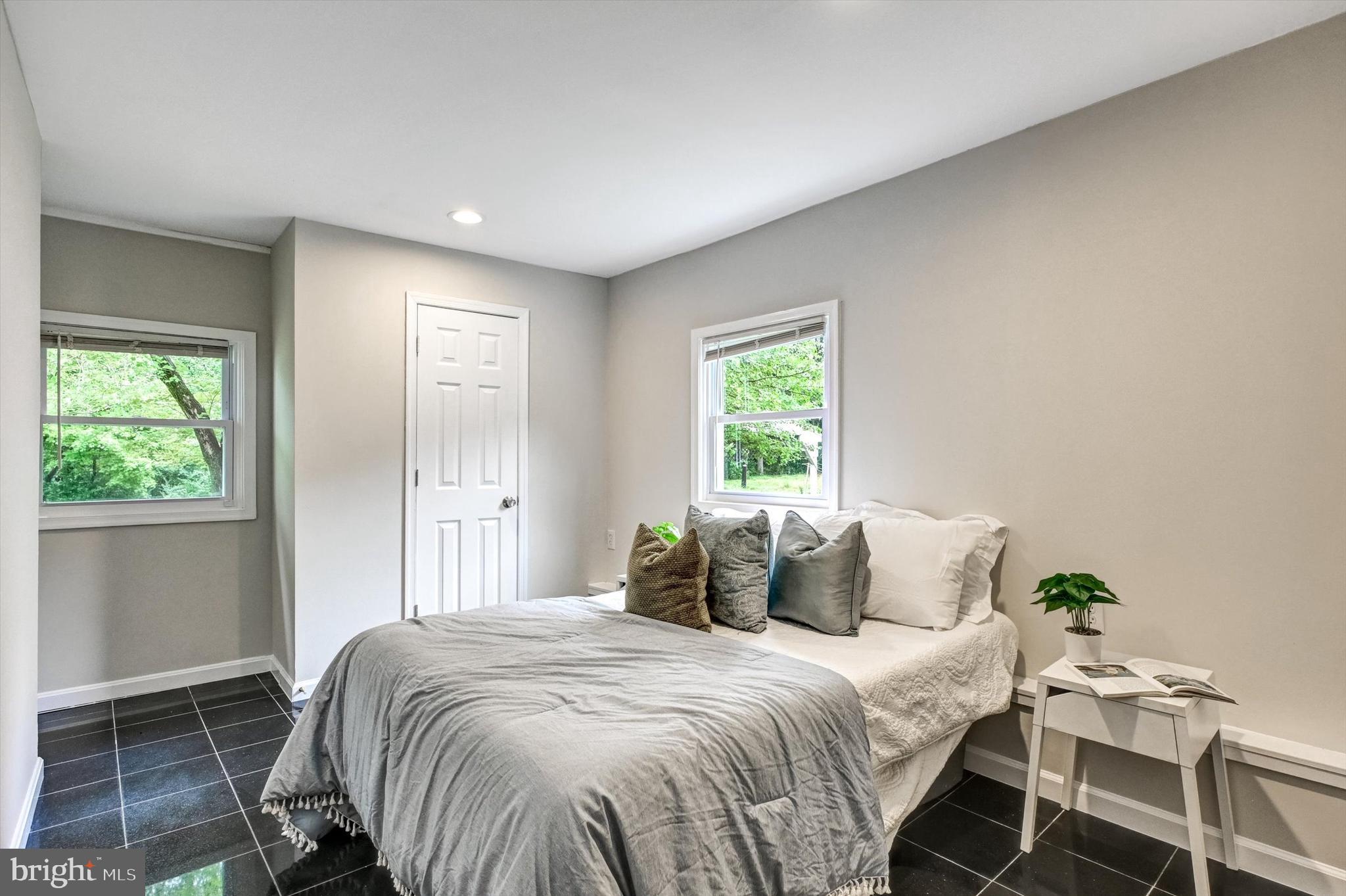 PERRYWOOD - Residential