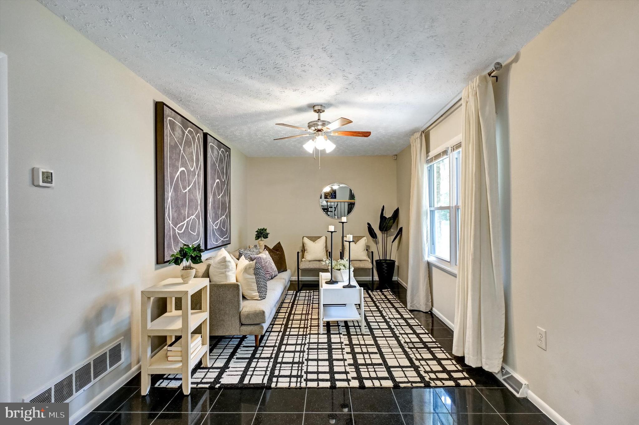 PERRYWOOD - Residential