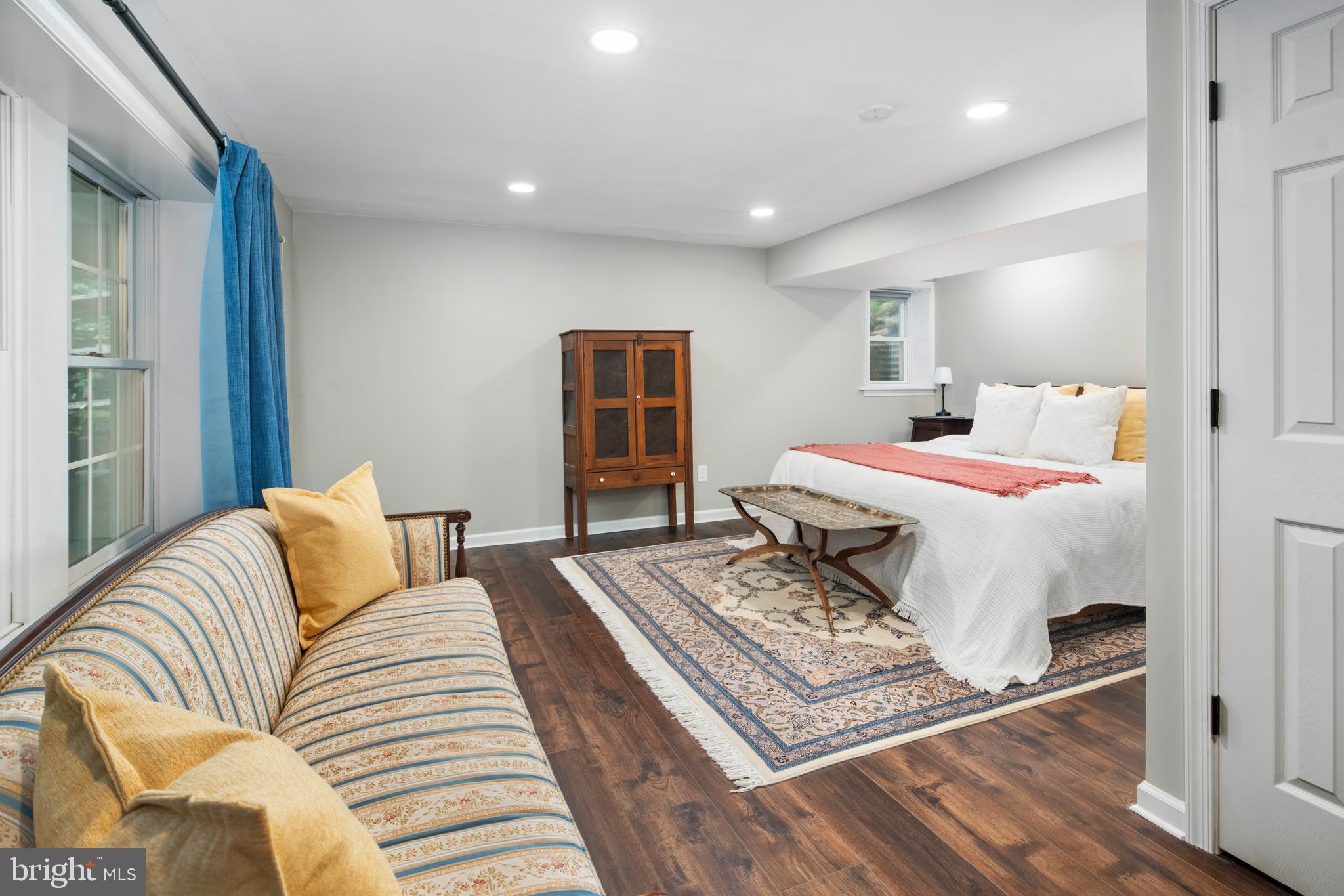 CANTERBURY WOODS - Residential