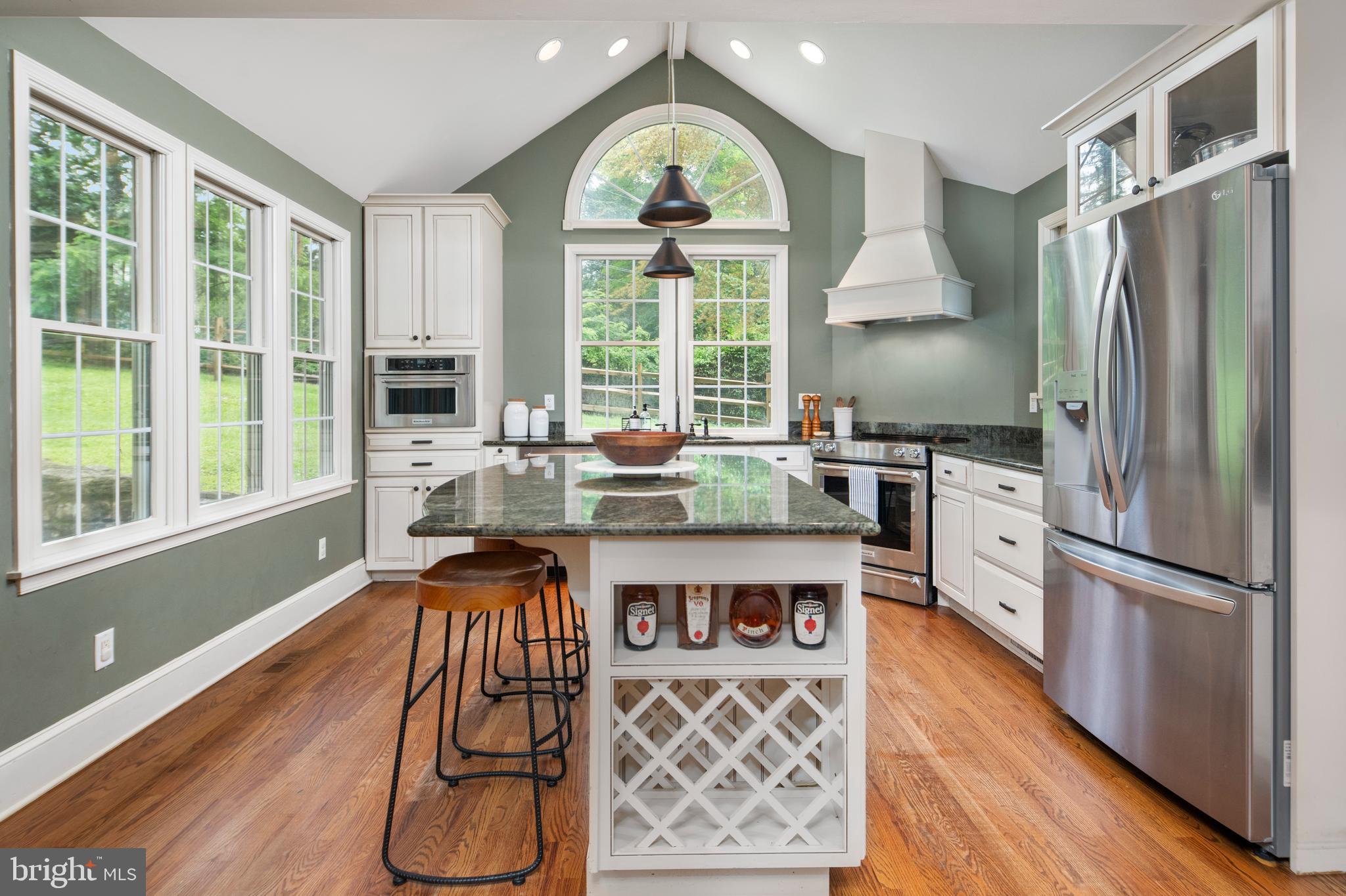 CANTERBURY WOODS - Residential