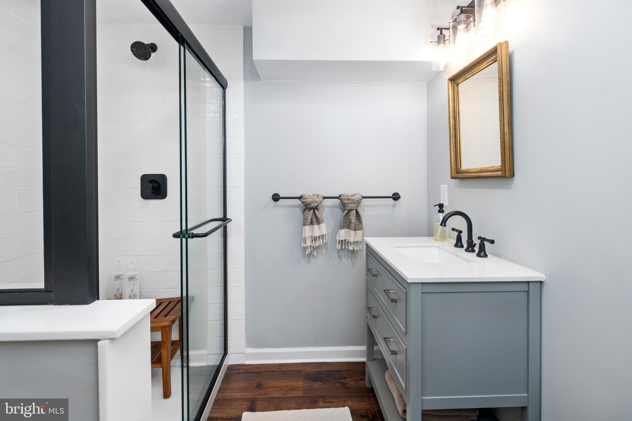 CANTERBURY WOODS - Residential