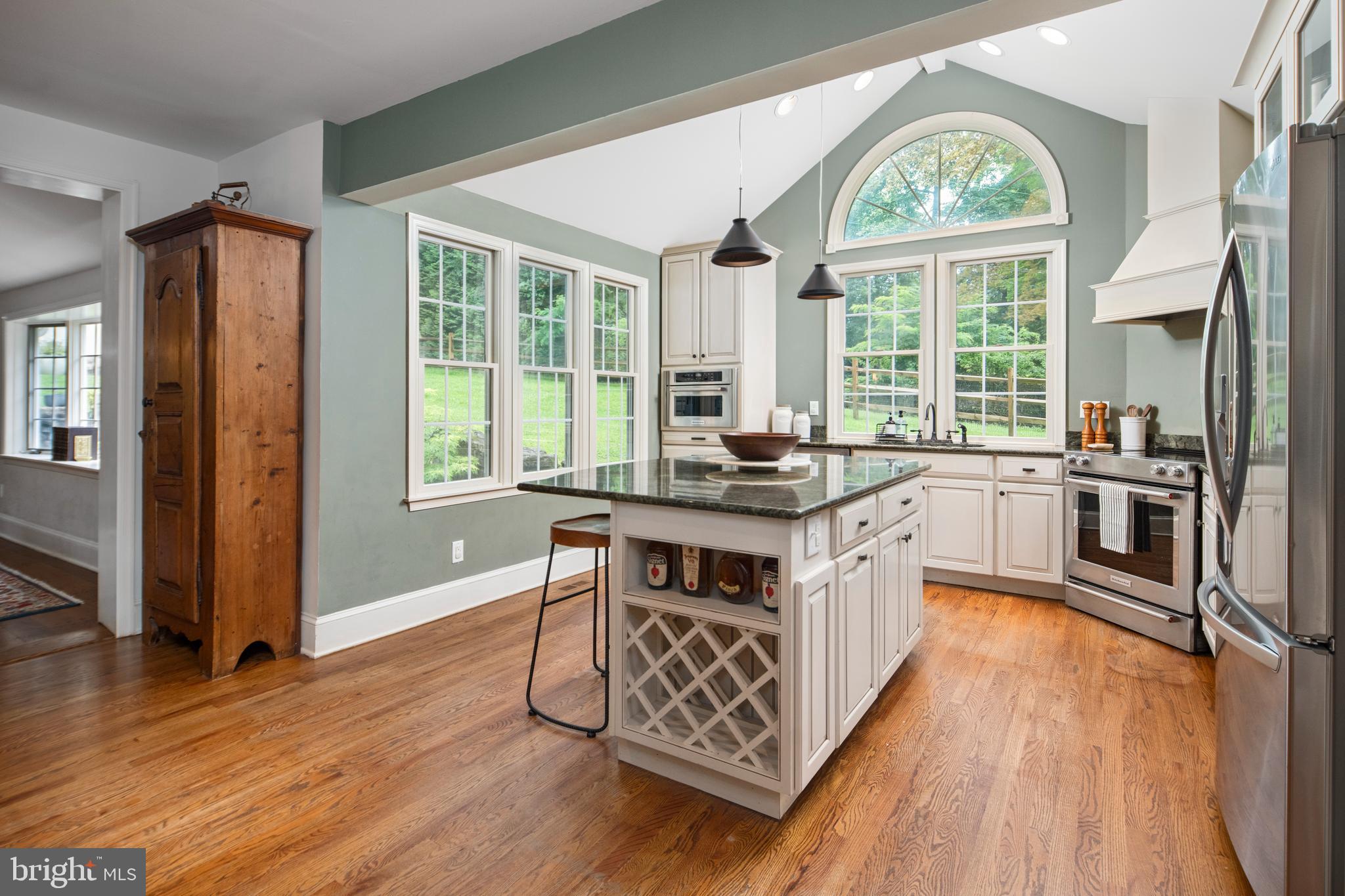 CANTERBURY WOODS - Residential