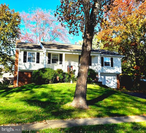 13102 PENNYPACKER LANE FAIRFAX VA 22033