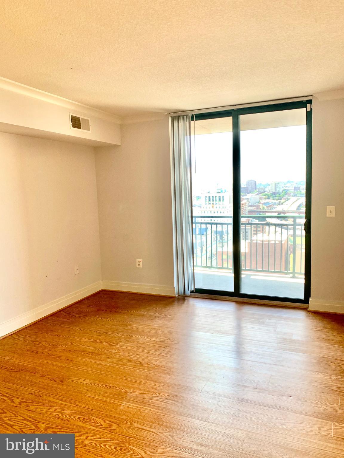 INNER HARBOR - Residential Lease