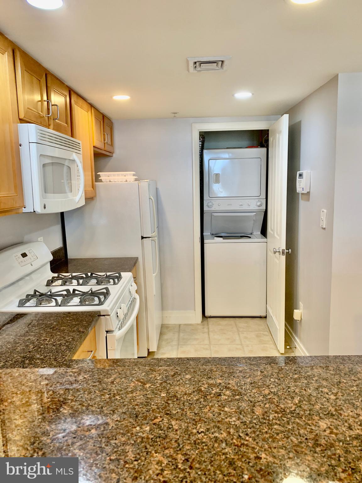 INNER HARBOR - Residential Lease