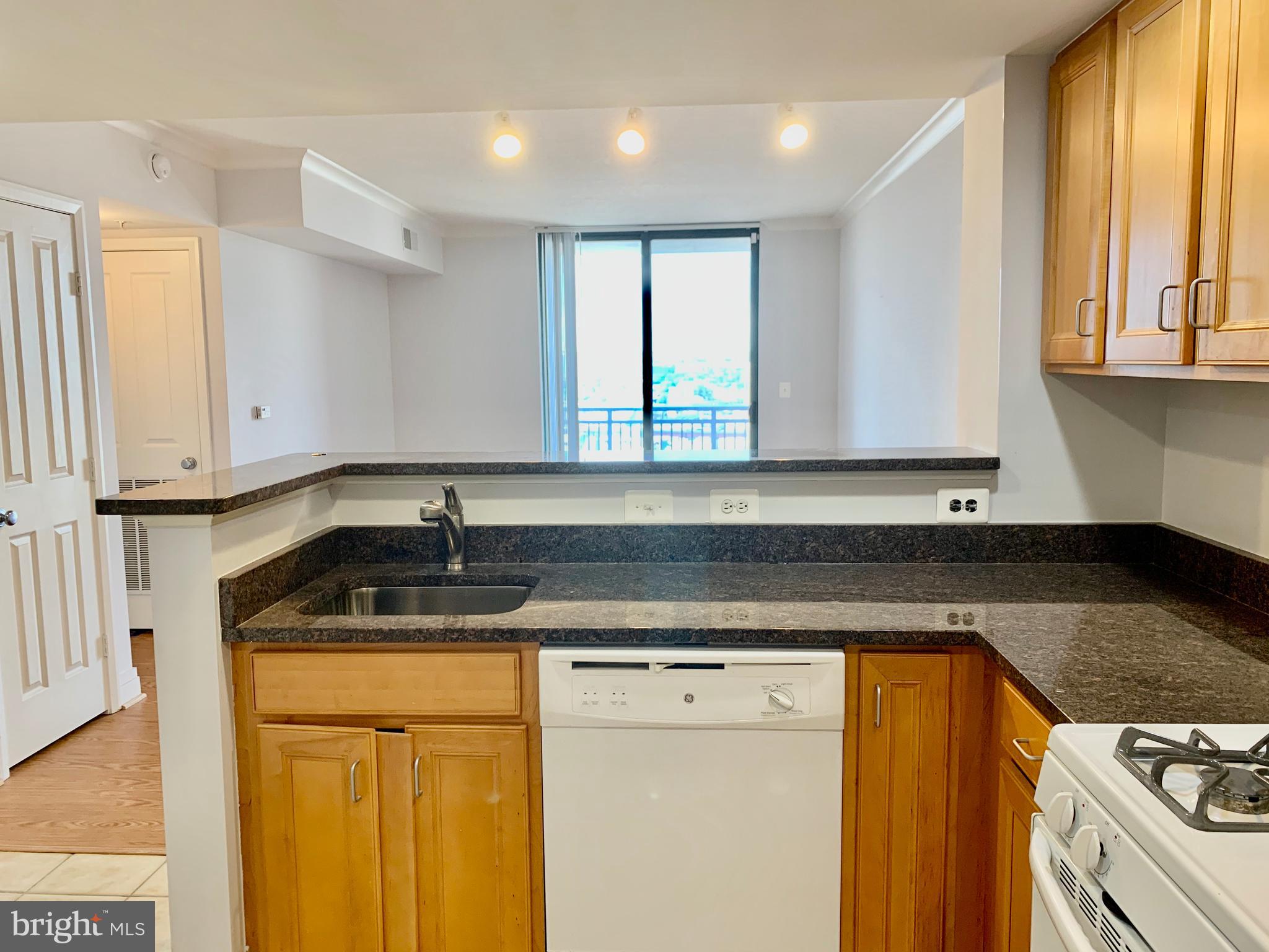 INNER HARBOR - Residential Lease