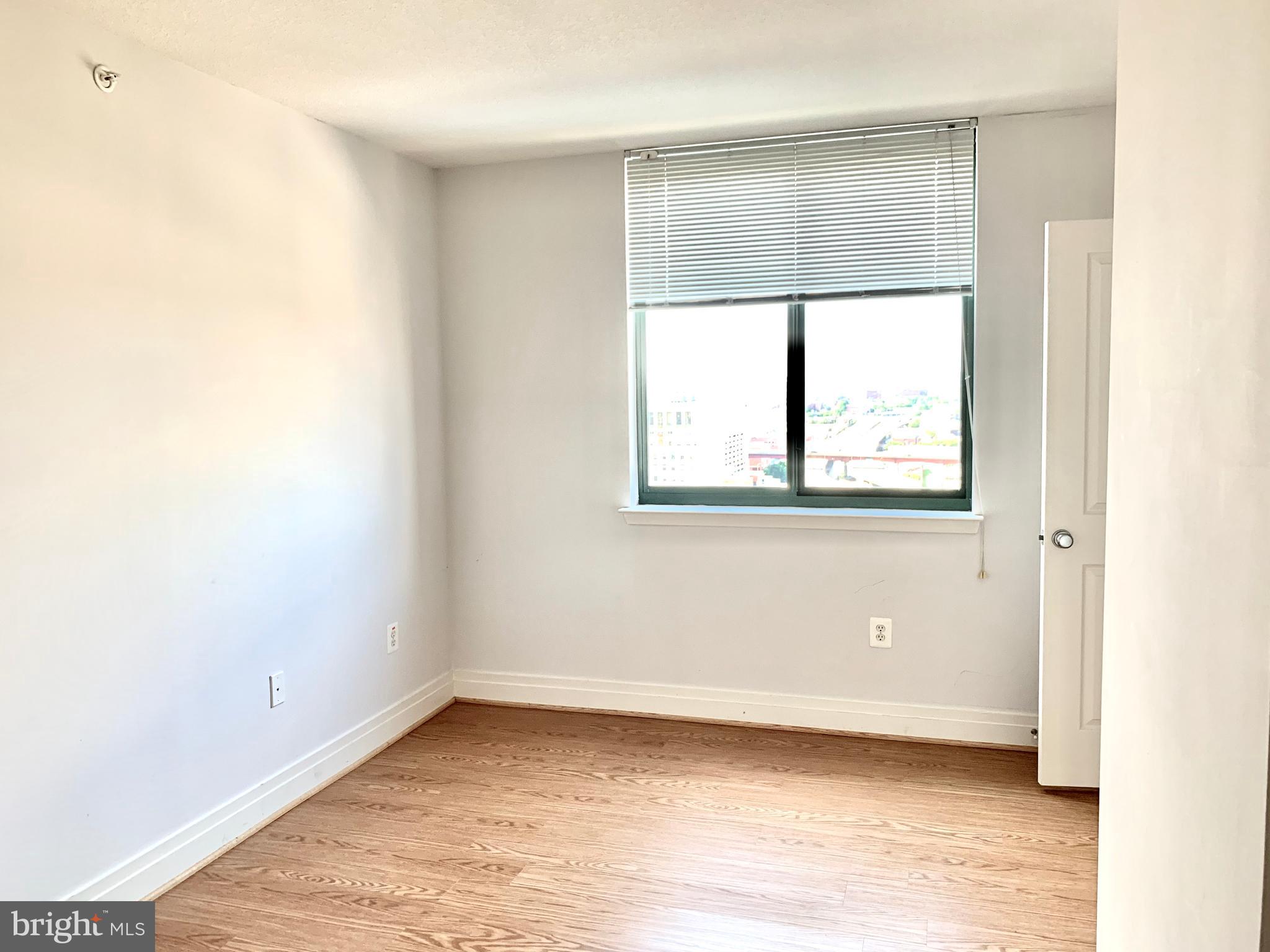 INNER HARBOR - Residential Lease