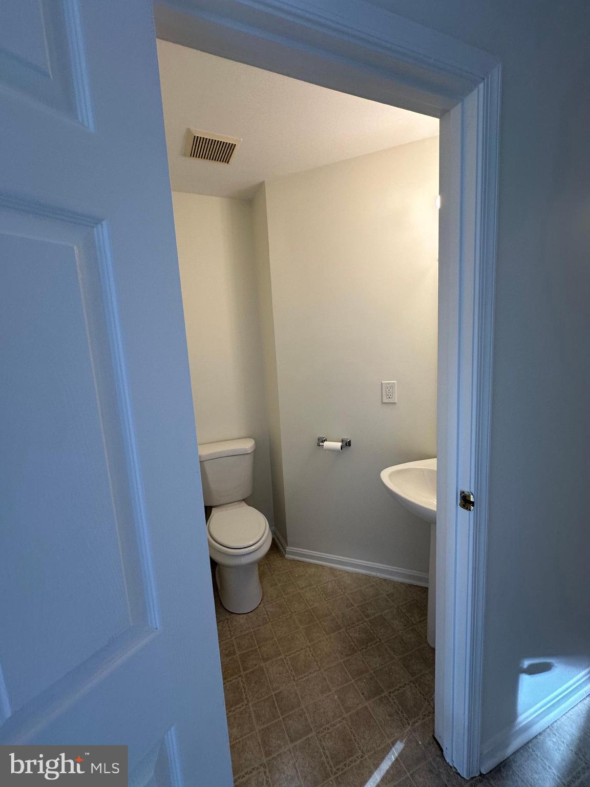 OWINGS MILLS - Residential Lease