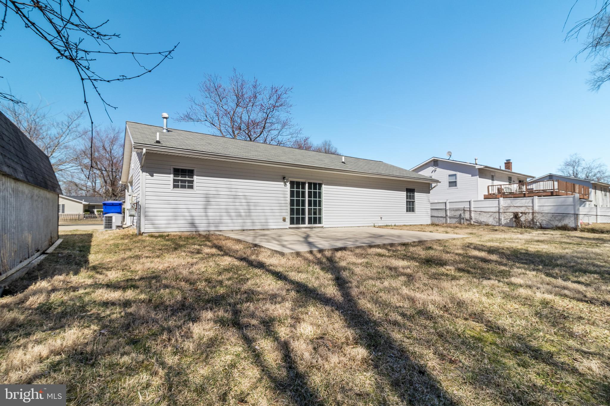 ST CHARLES CARRINGTON - Residential Lease