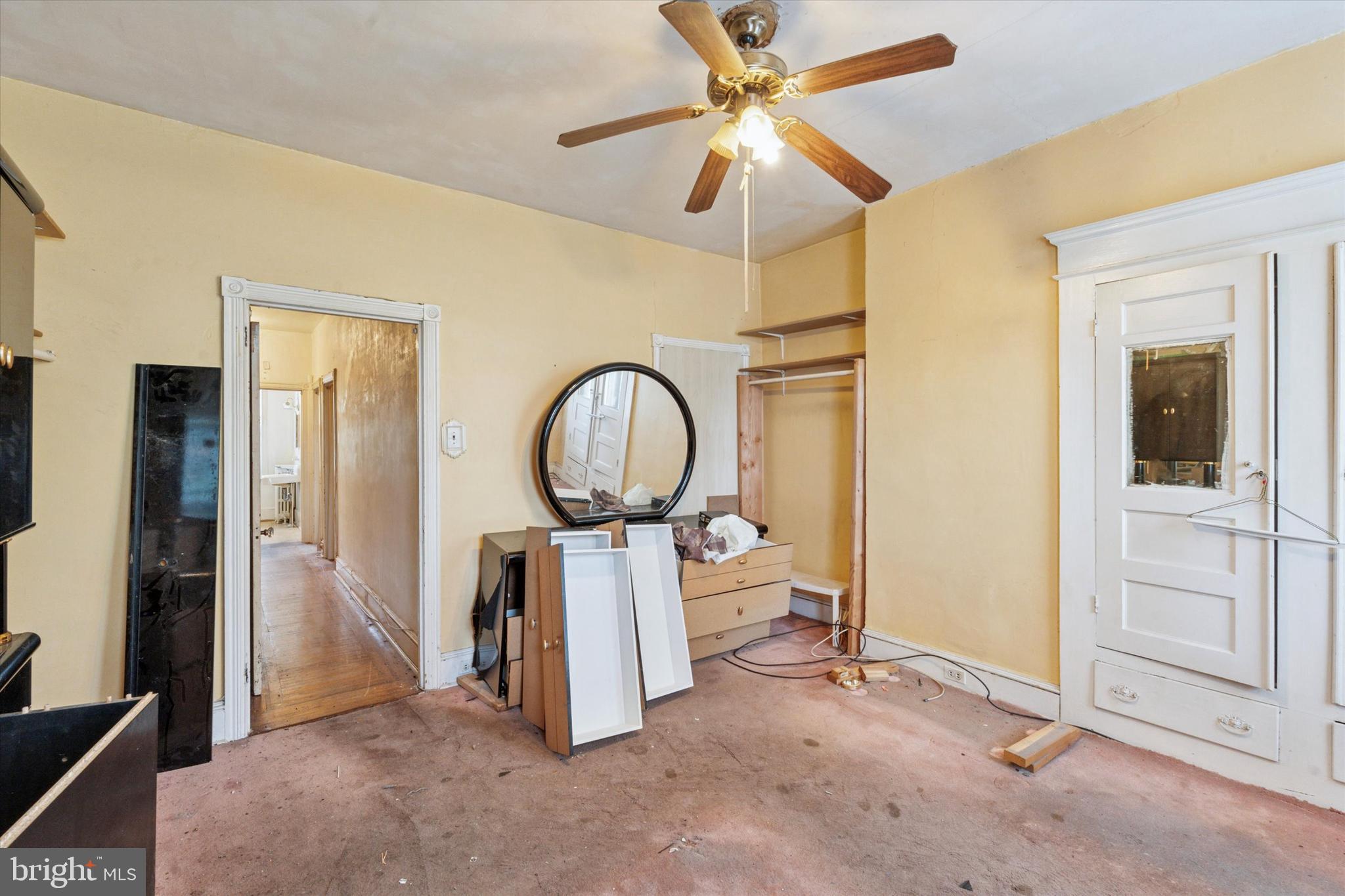 OAK LANE - Residential Income