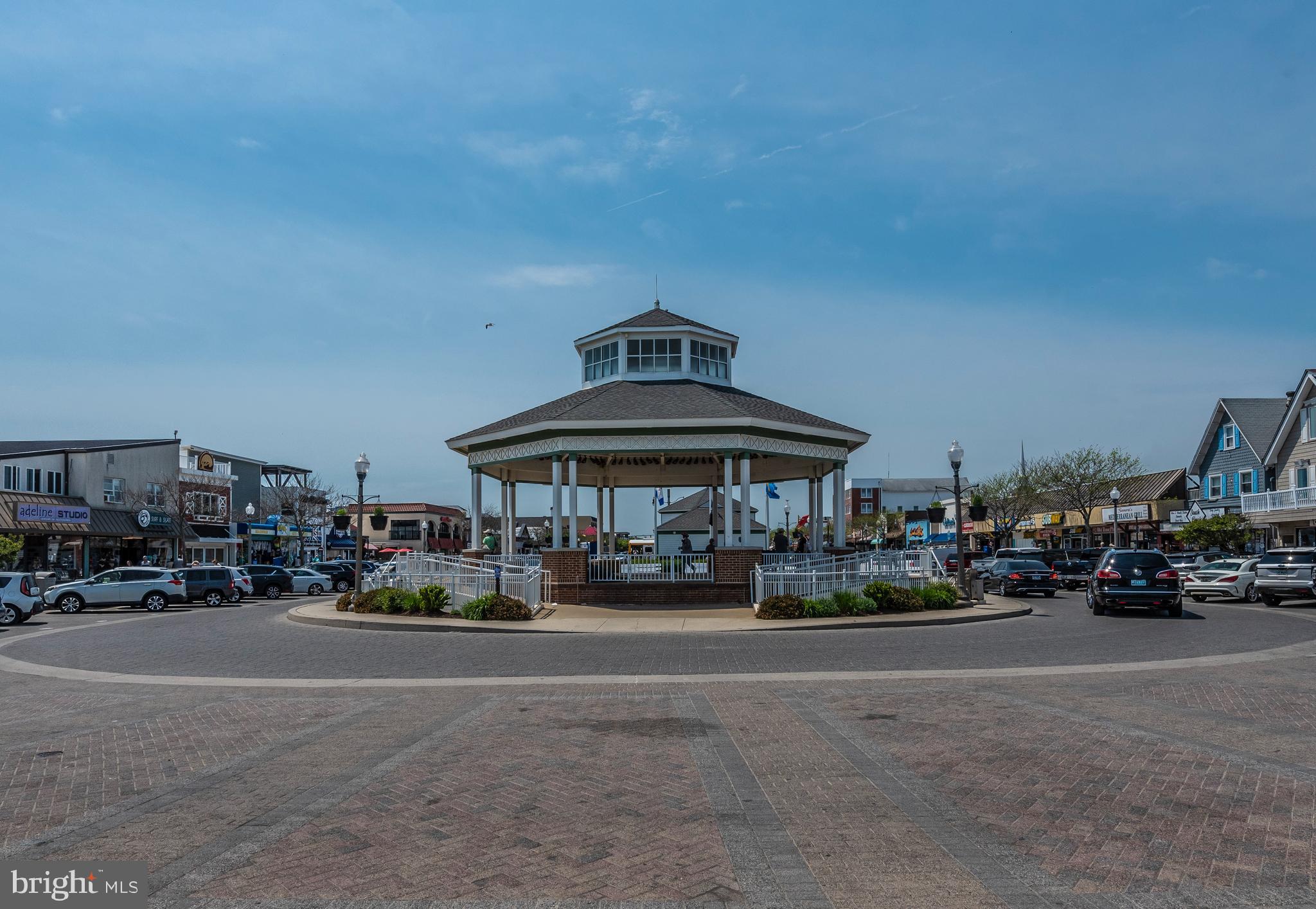 BAY SHORES - Residential