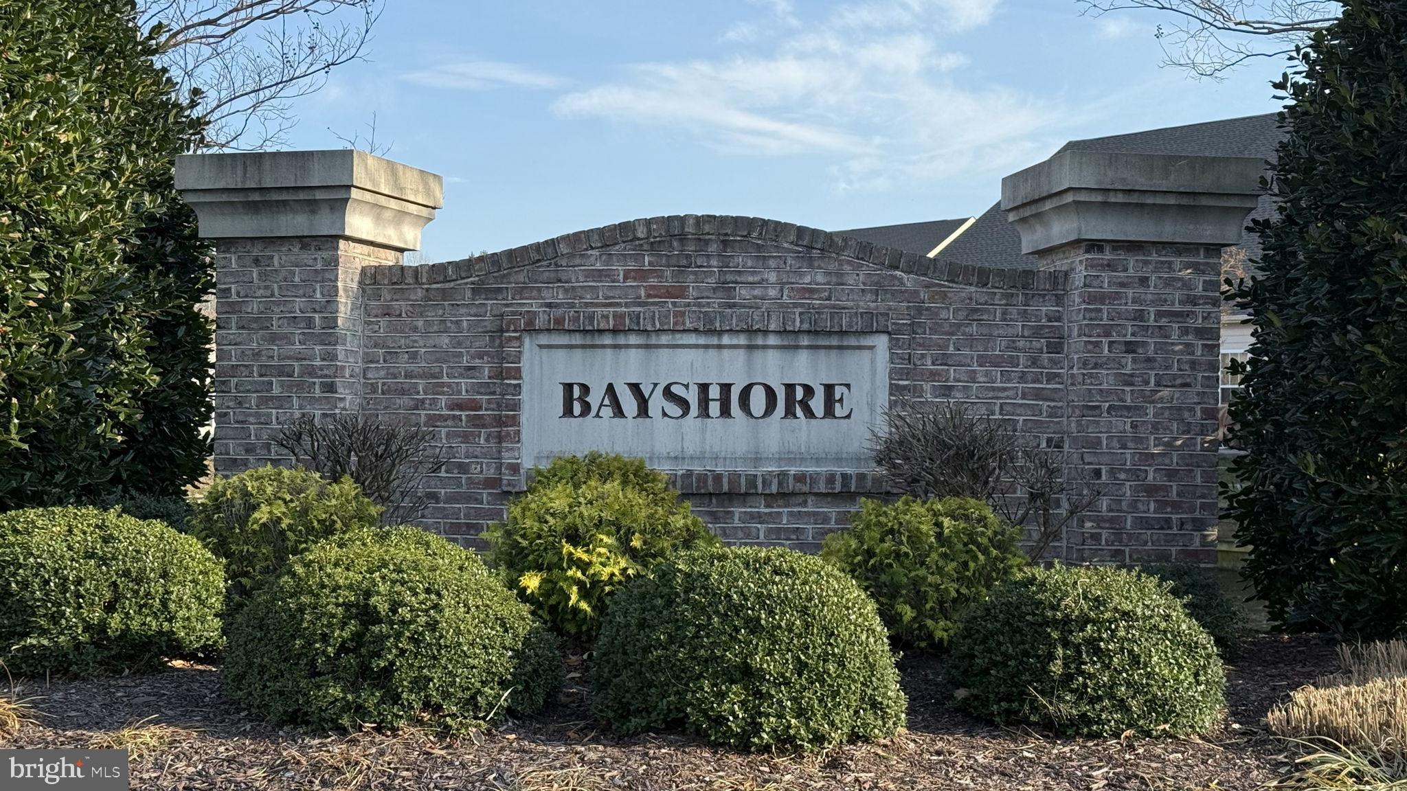 BAY SHORES - Residential