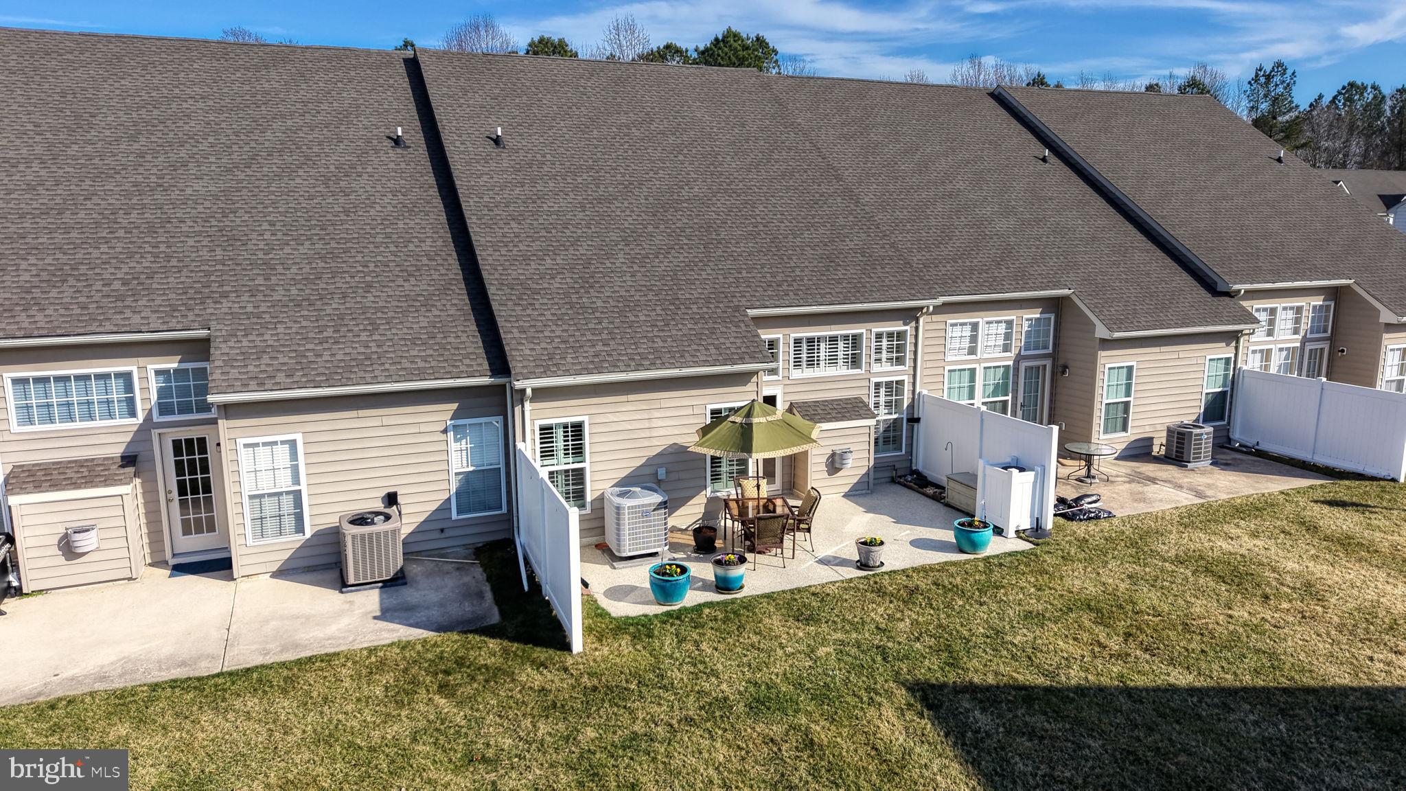 BAY SHORES - Residential