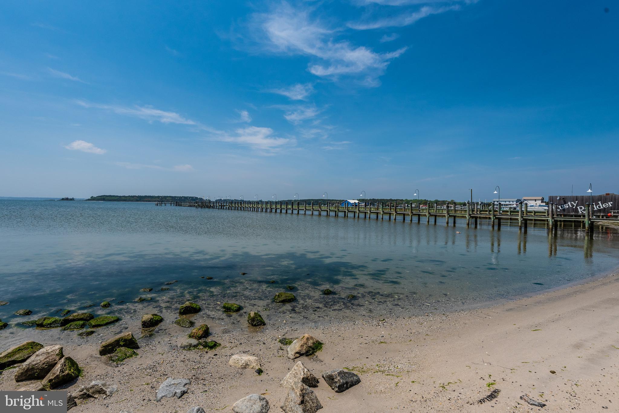 BAY SHORES - Residential