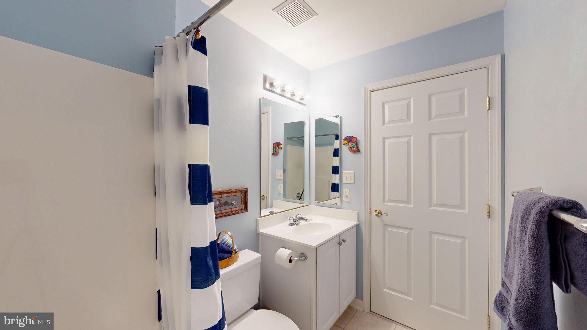BAY SHORES - Residential