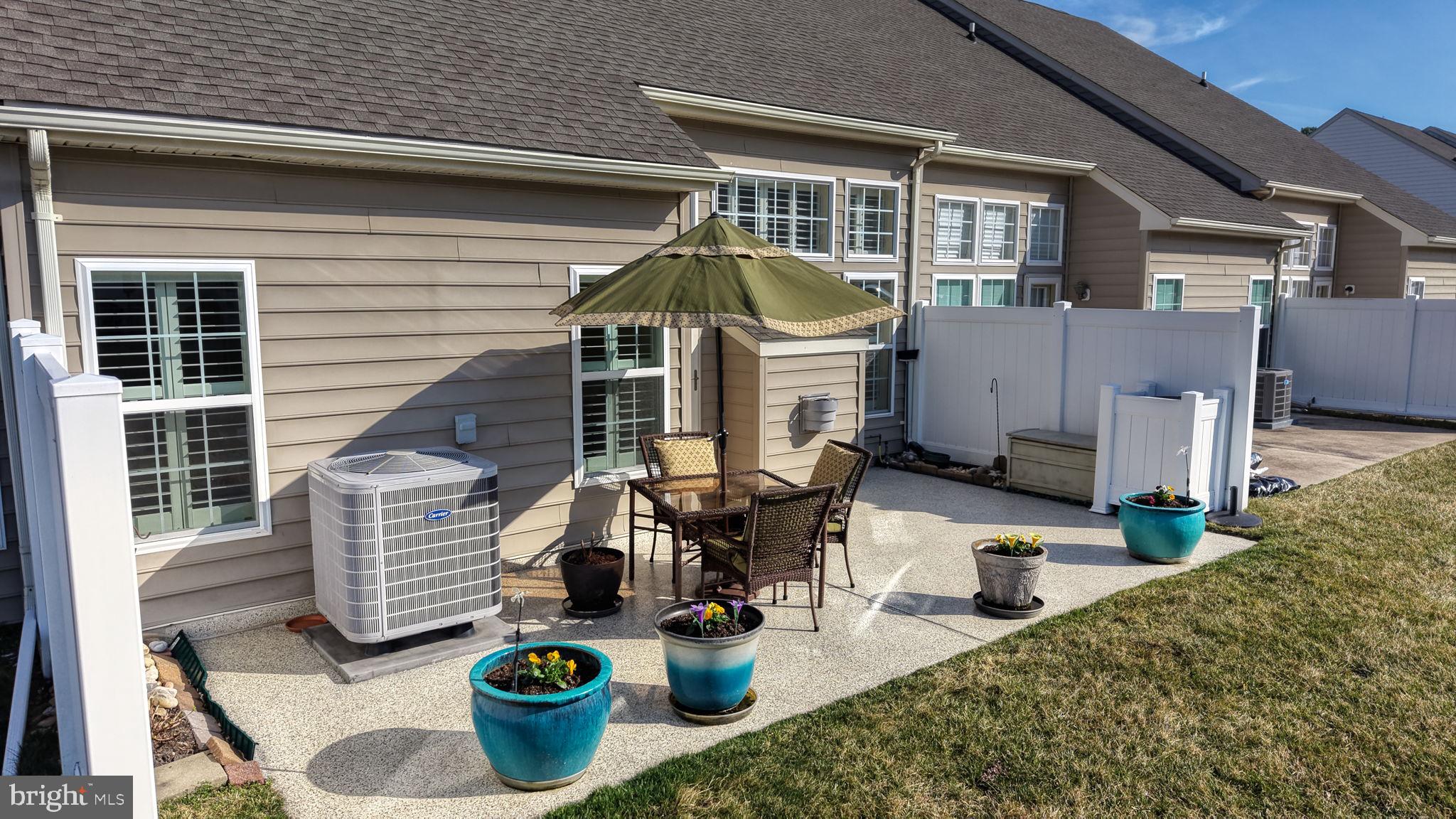 BAY SHORES - Residential