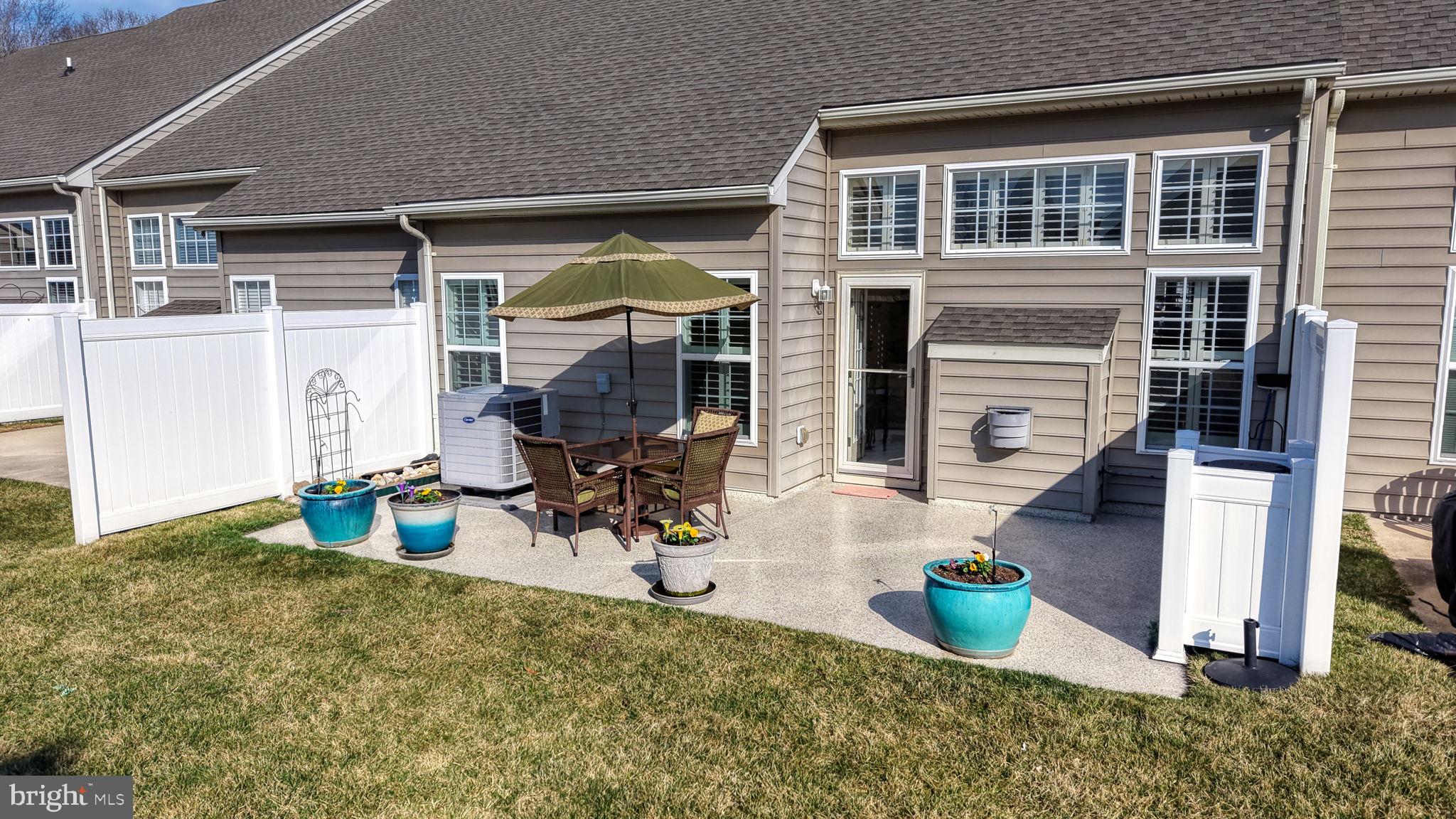 BAY SHORES - Residential