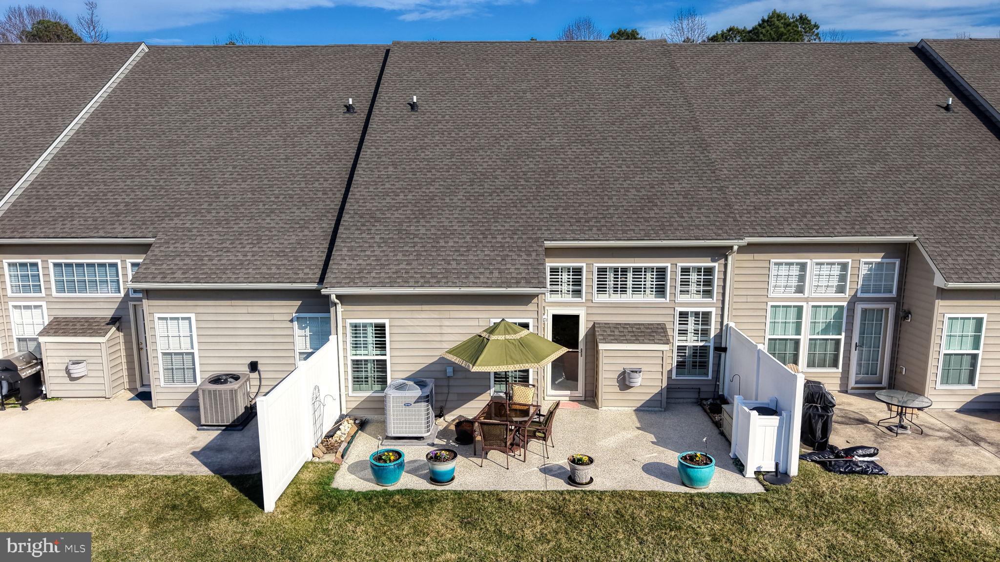BAY SHORES - Residential