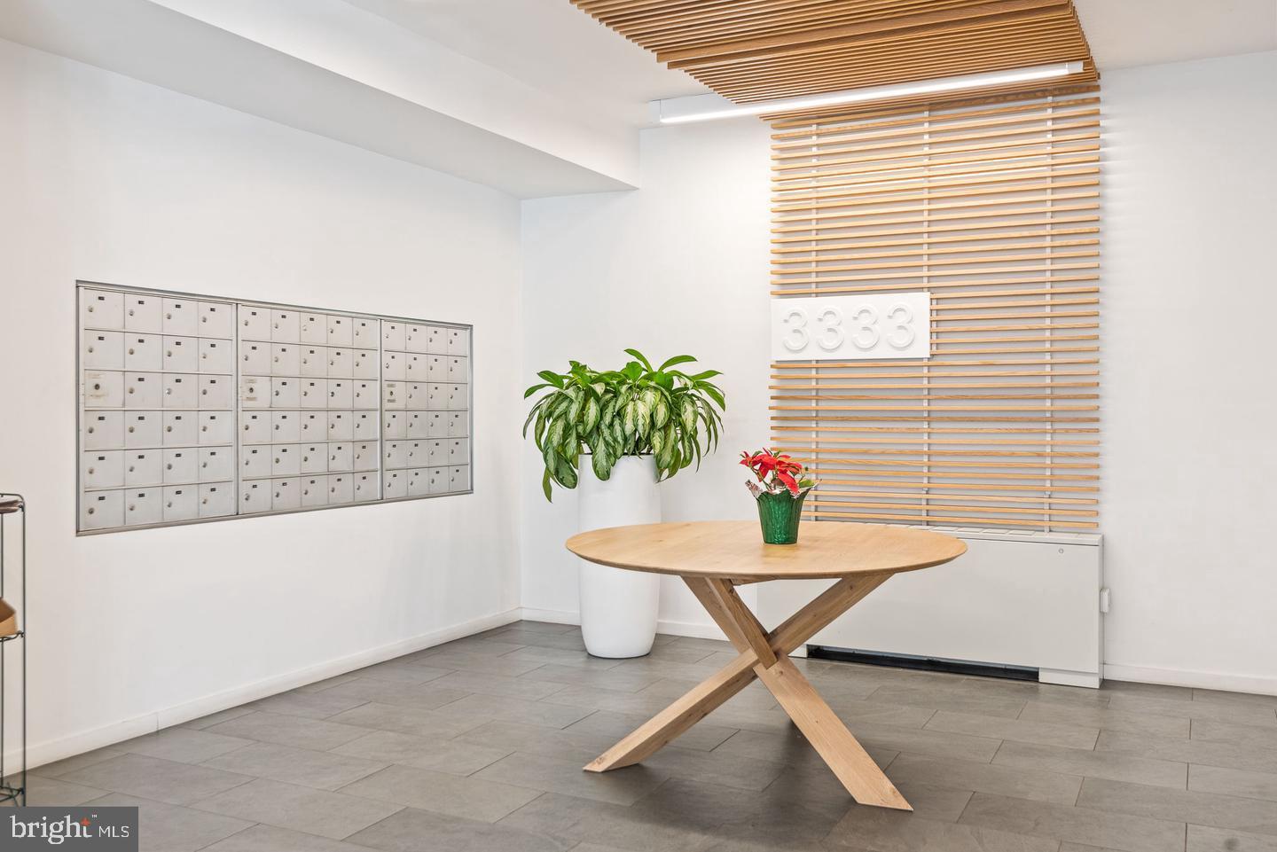 KENSINGTON - Residential Lease