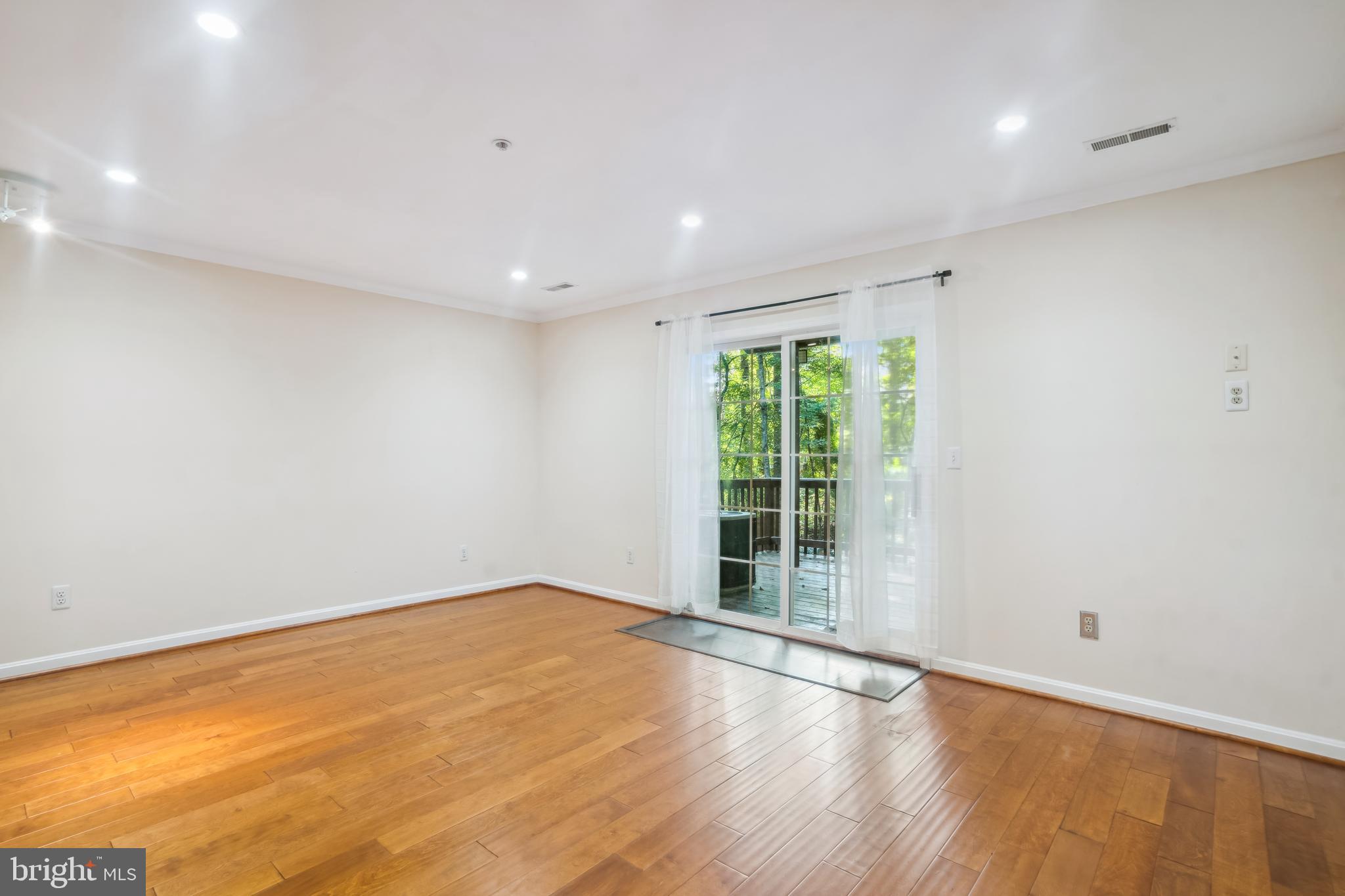 WOODS LANDING - Residential