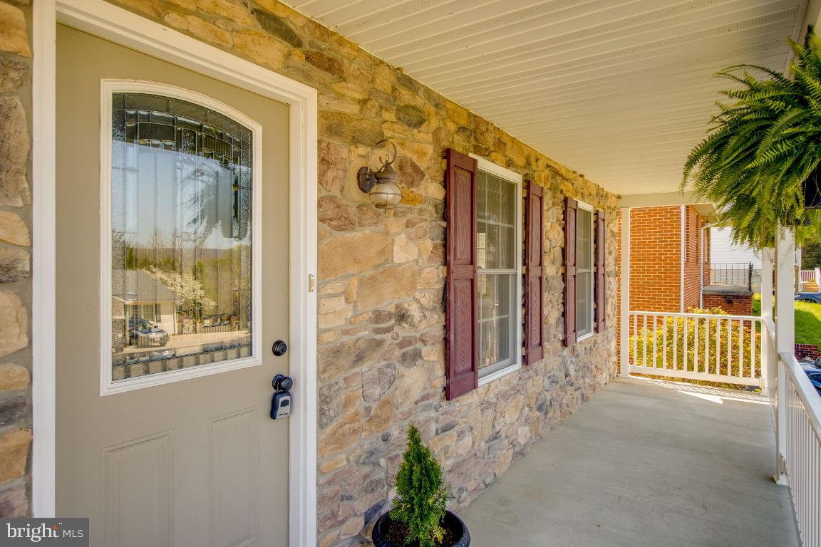 BRUNSWICK - Residential