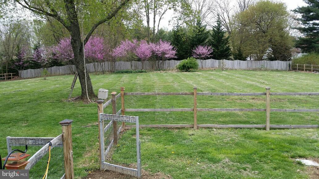 HOLIDAY HILLS - Residential Lease