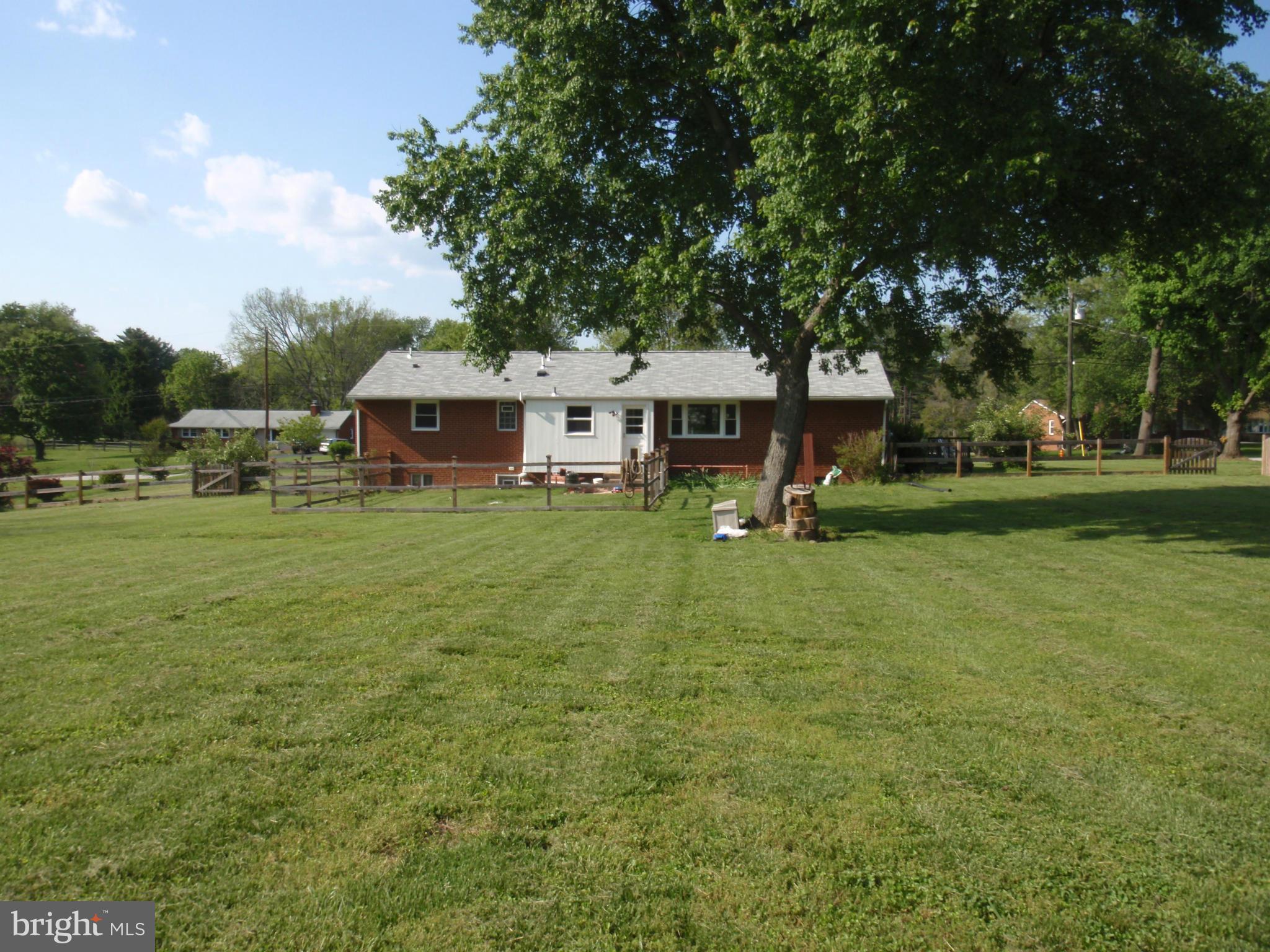 HOLIDAY HILLS - Residential Lease