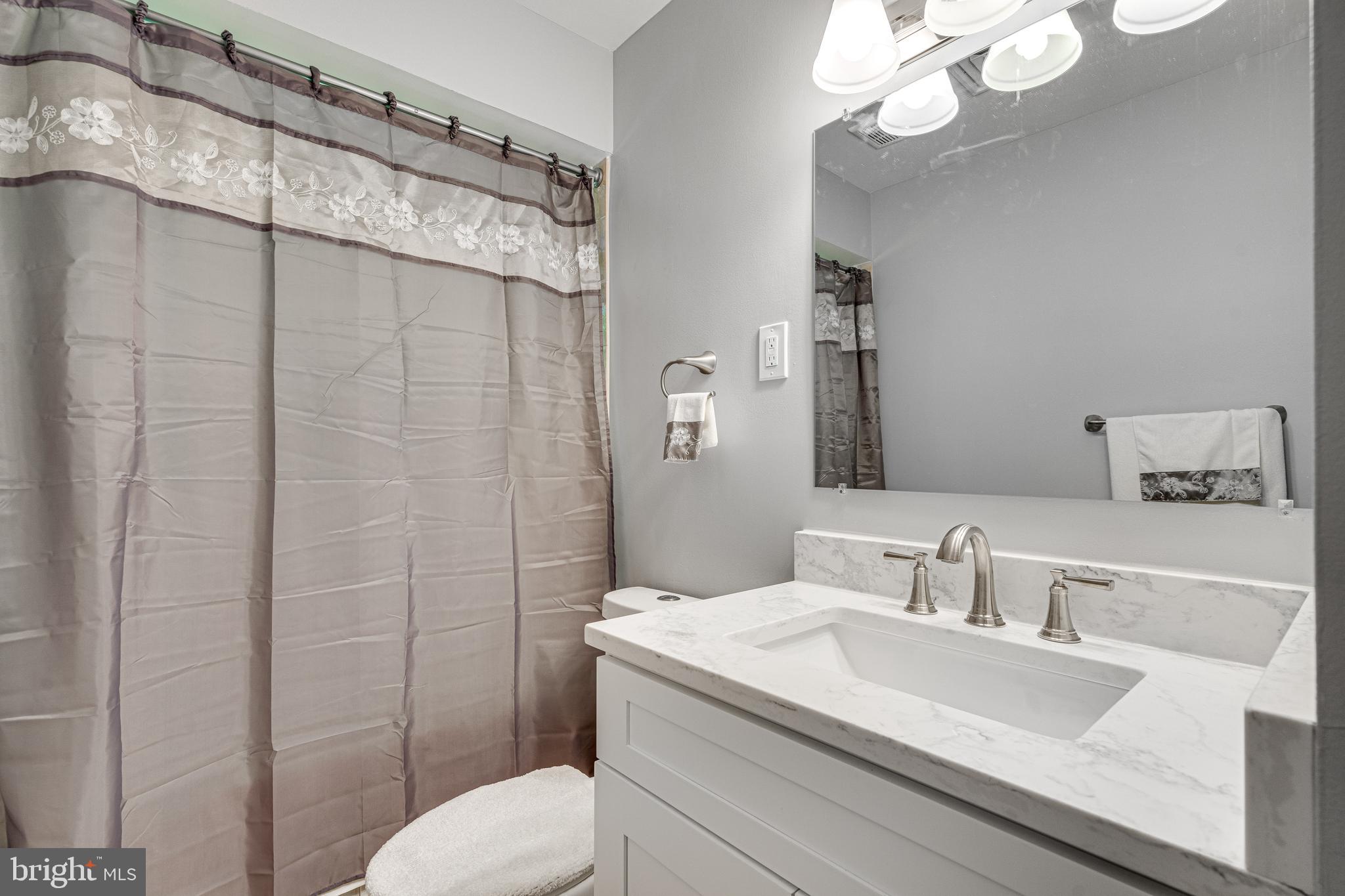 ROSECROFT PARK - Residential