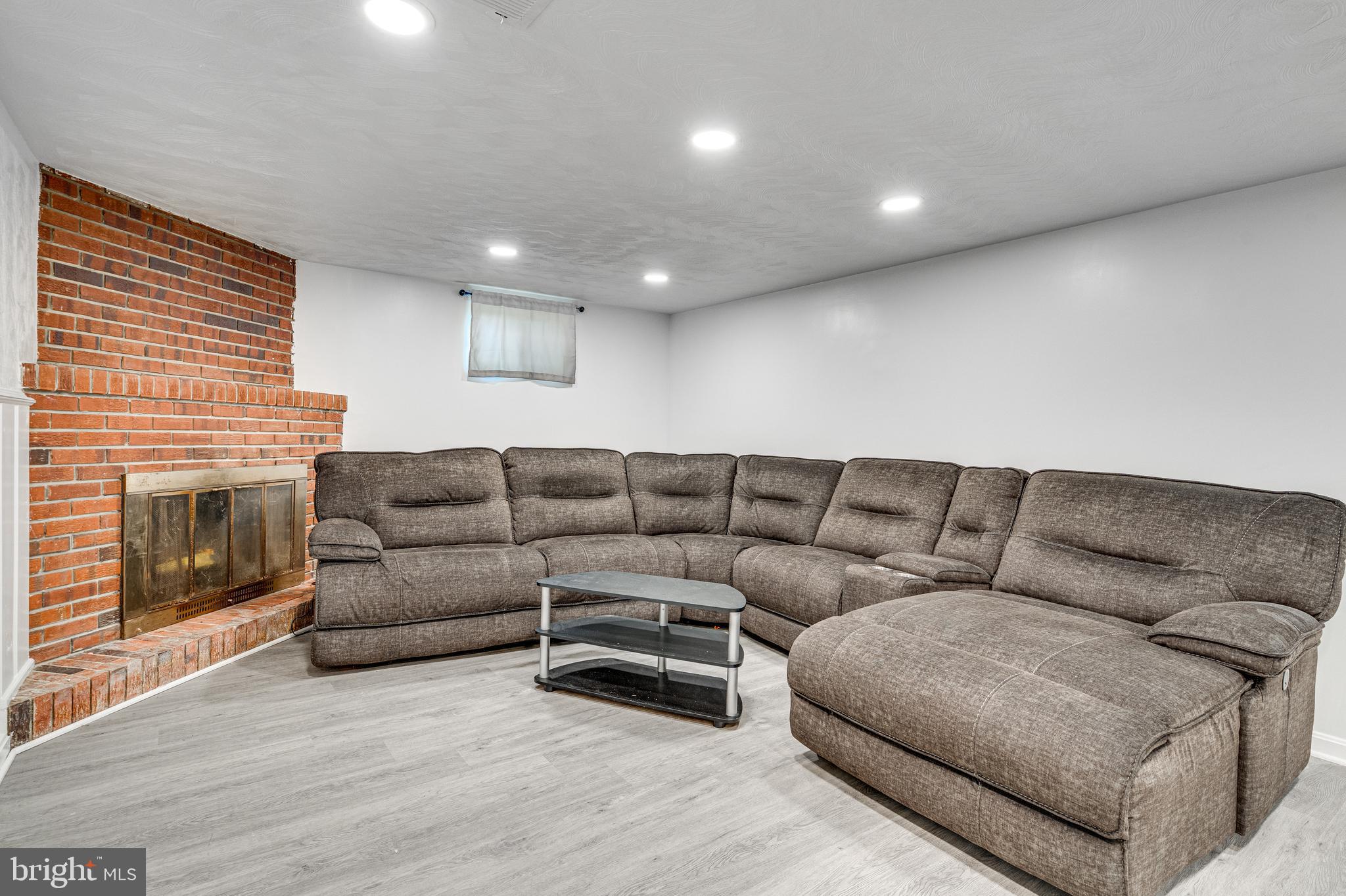 ROSECROFT PARK - Residential