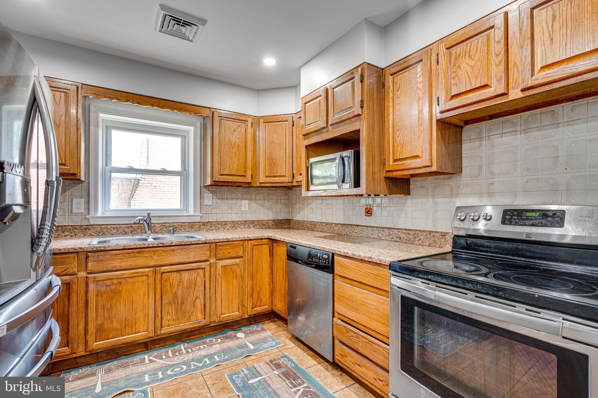 ROSECROFT PARK - Residential