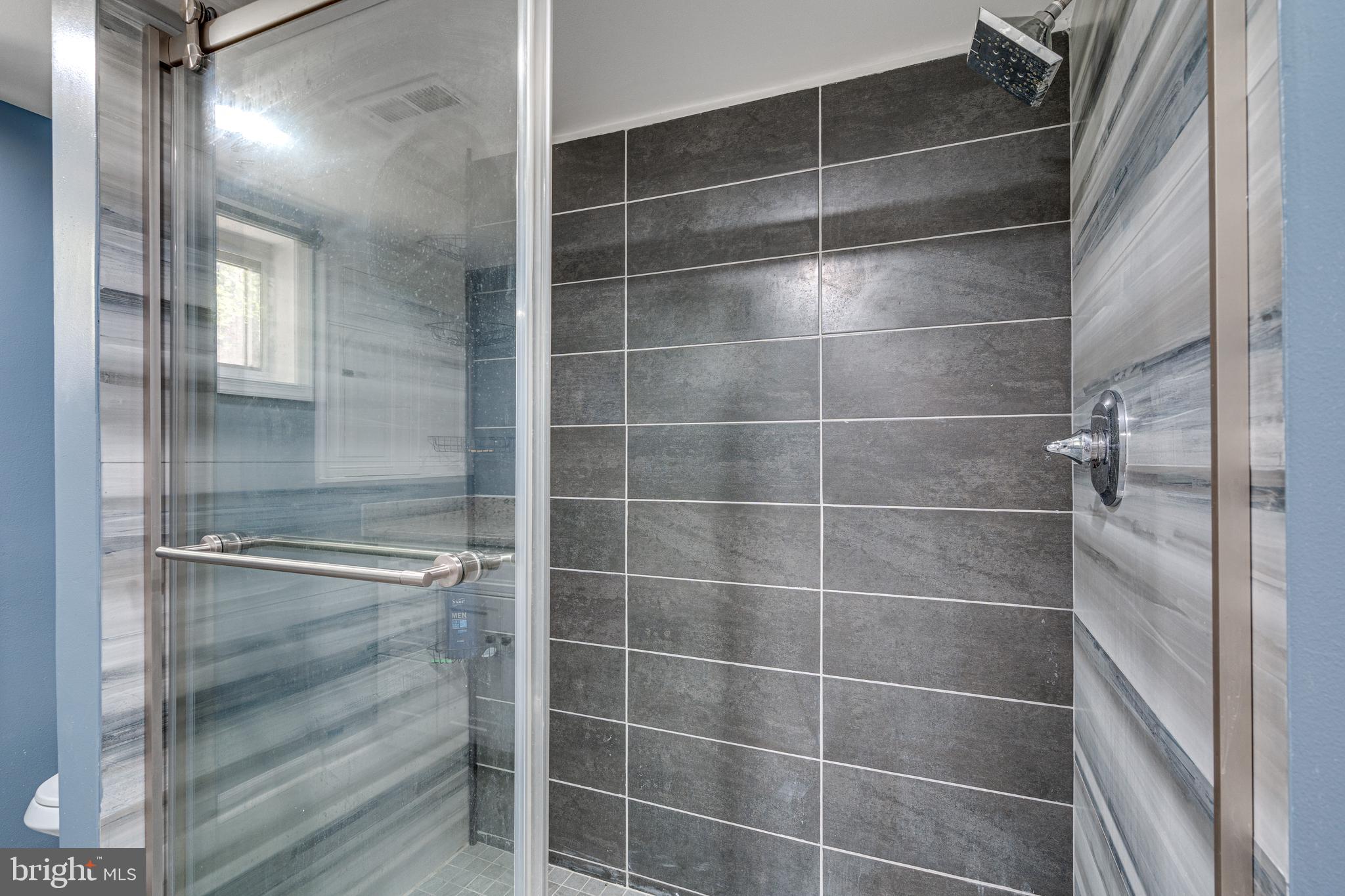 ROSECROFT PARK - Residential